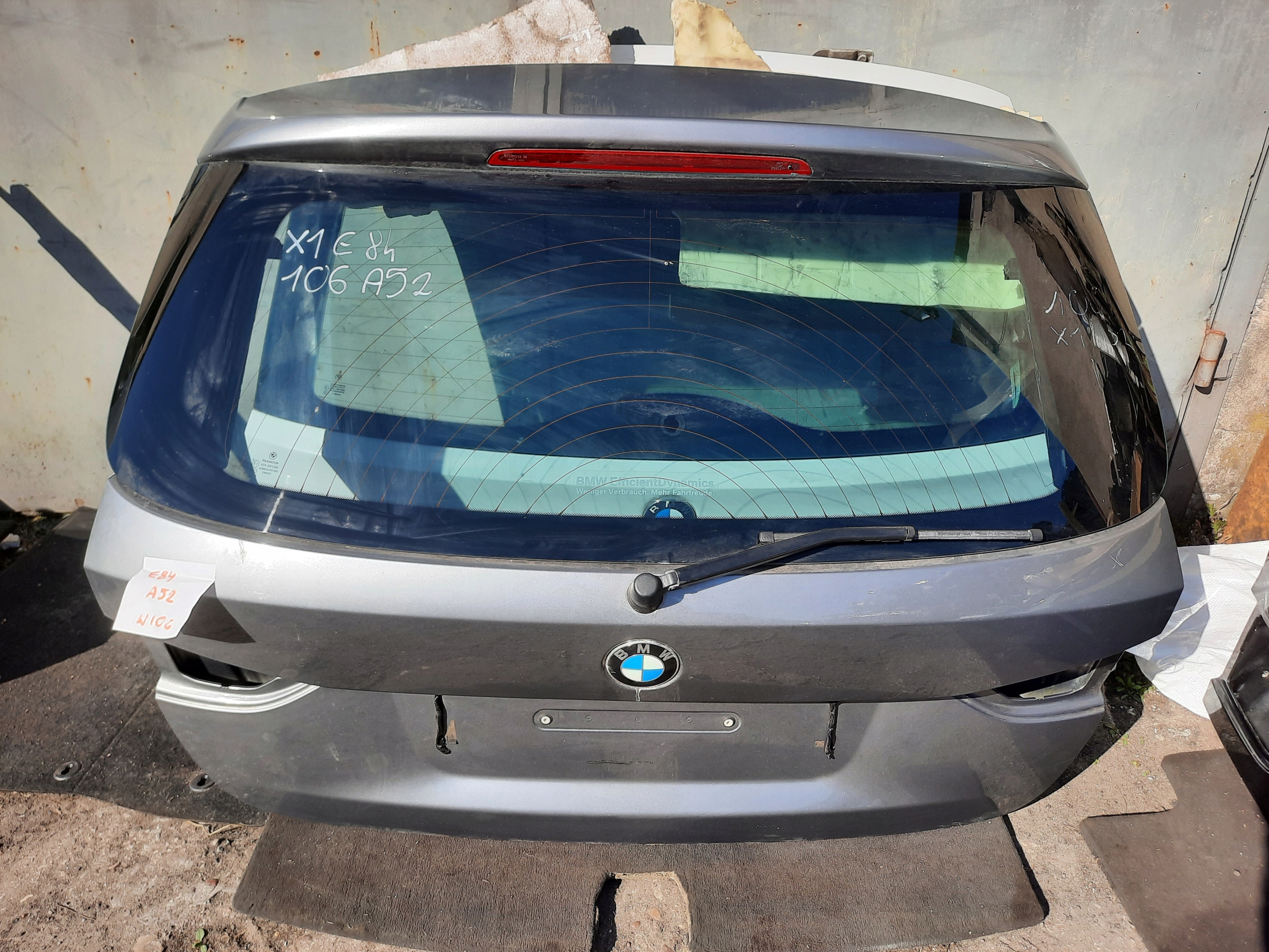 146 BMW E84 X1 крышка багажника A52 SPACEGRAU