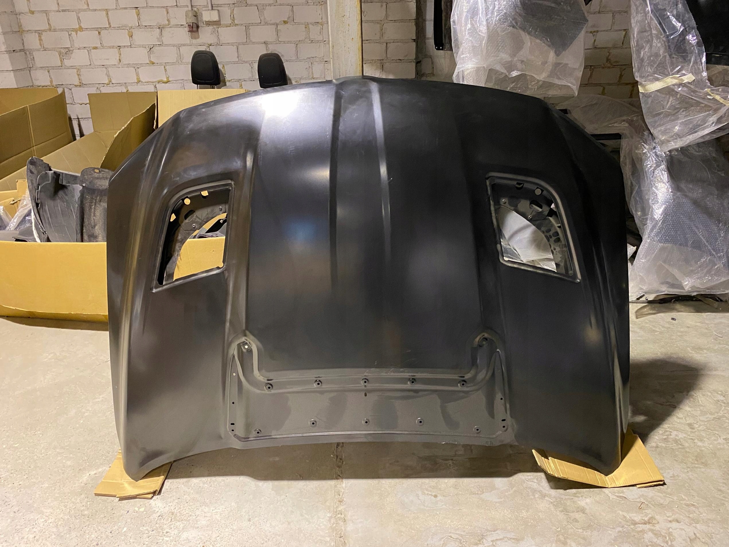 Maska Sport Dodge Ram 2019- Gbzp