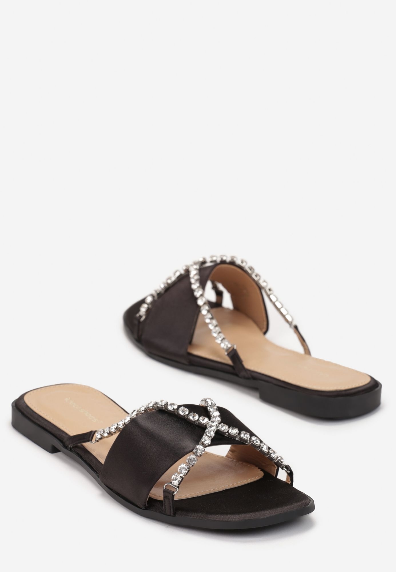 

Renee Czarne Klapki damskie 41 Casual