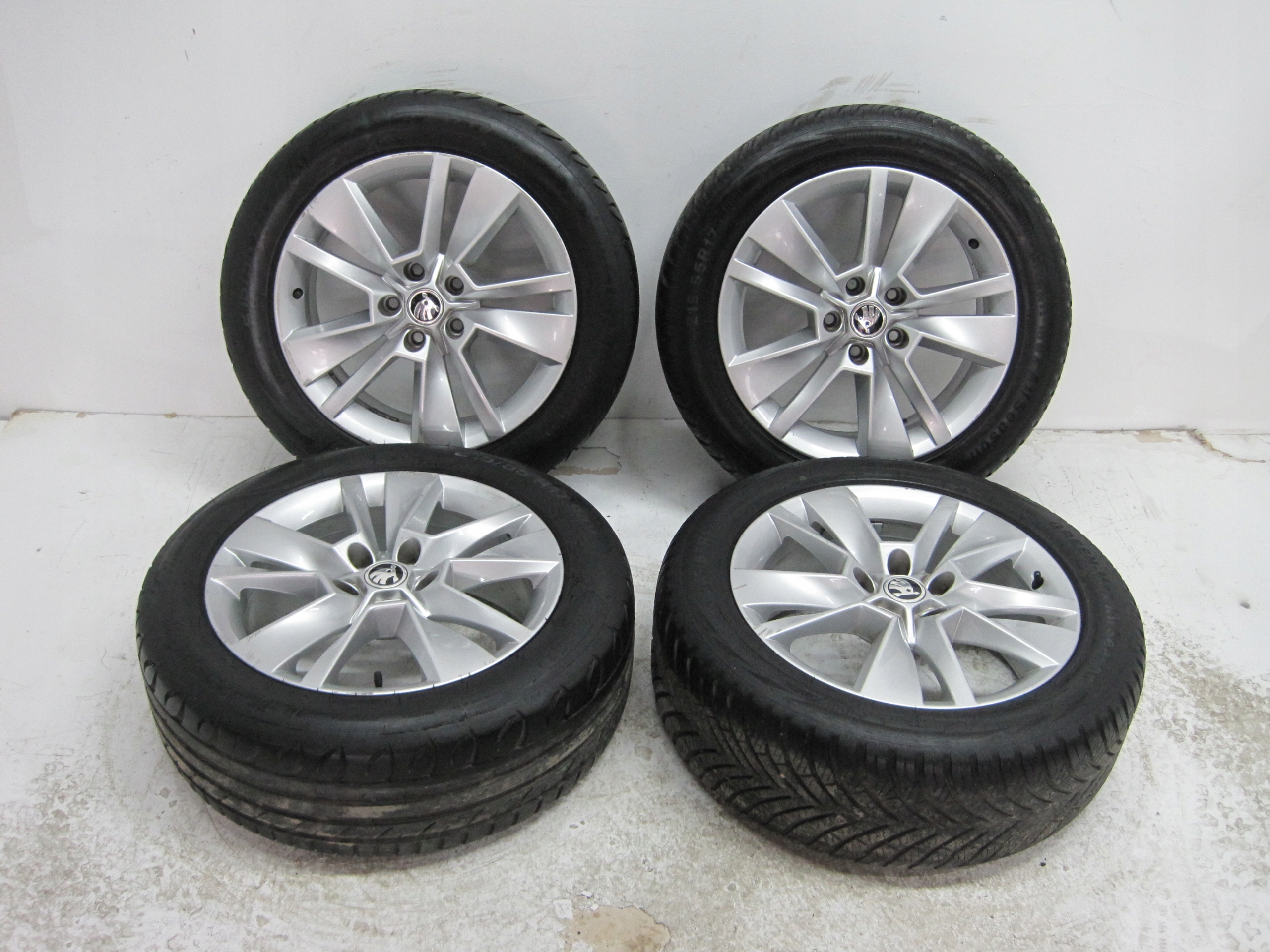 wheels discs tyres SKODA KAROQ R17 6 5 mm