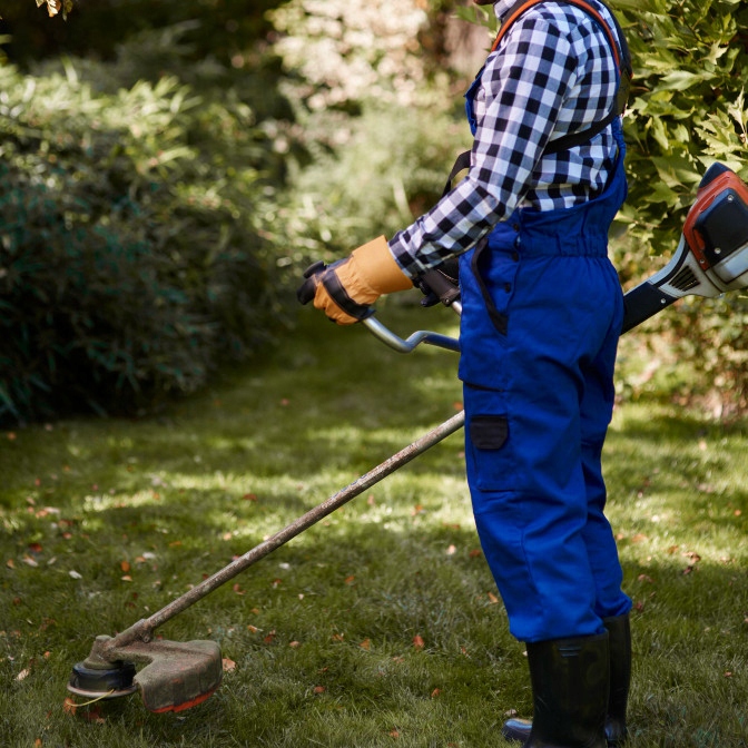 ŻYŁKA TNĄCA DO GŁOWICY KOSY SPALINOWEJ PODKASZARKI 3 MM x 100 m 5-KĄTNA Kod producenta FTC115