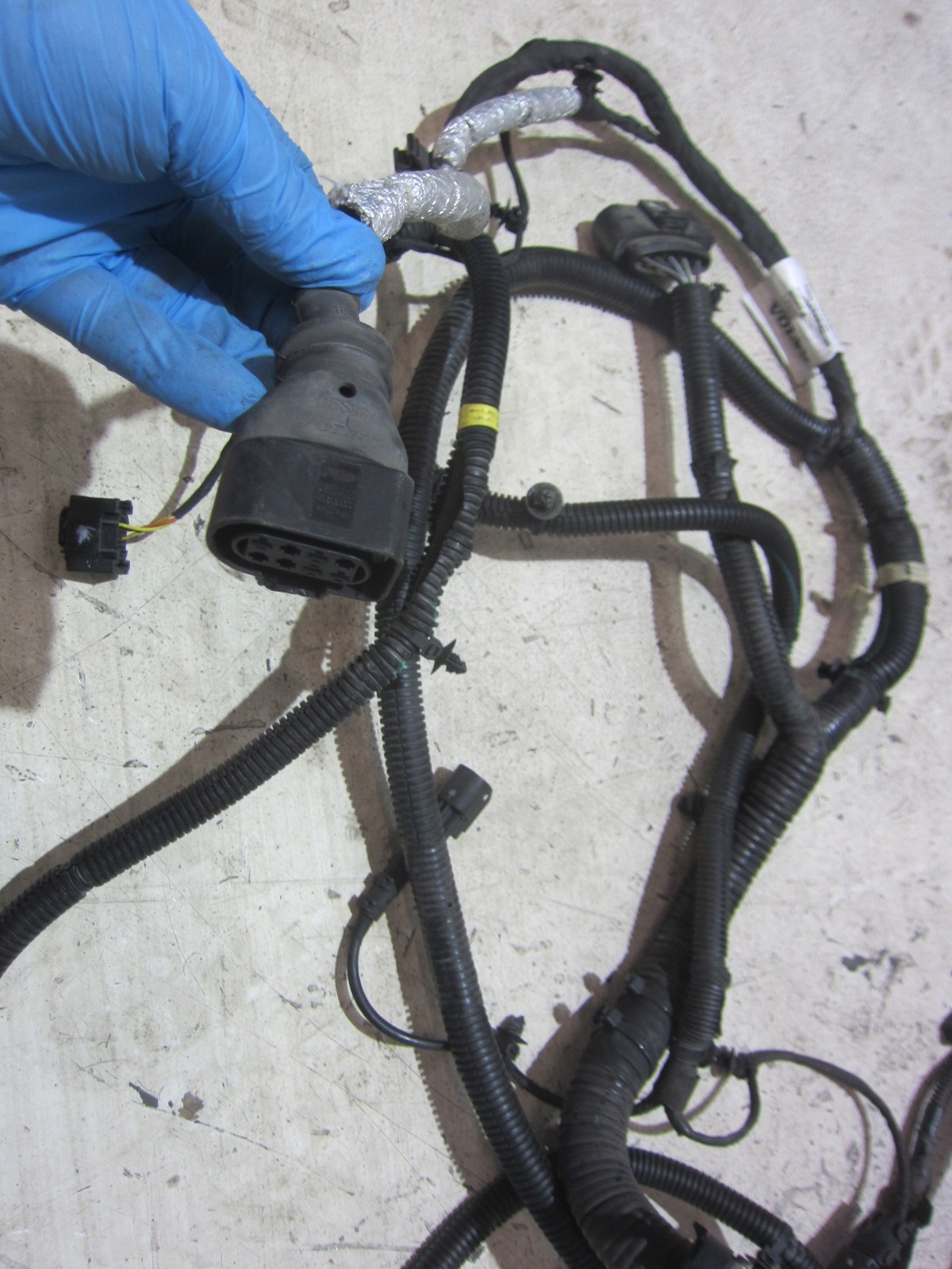 VOLVO XC40 bundle XC 40 wiring PRZEWODOW left bonnet of the interior boot