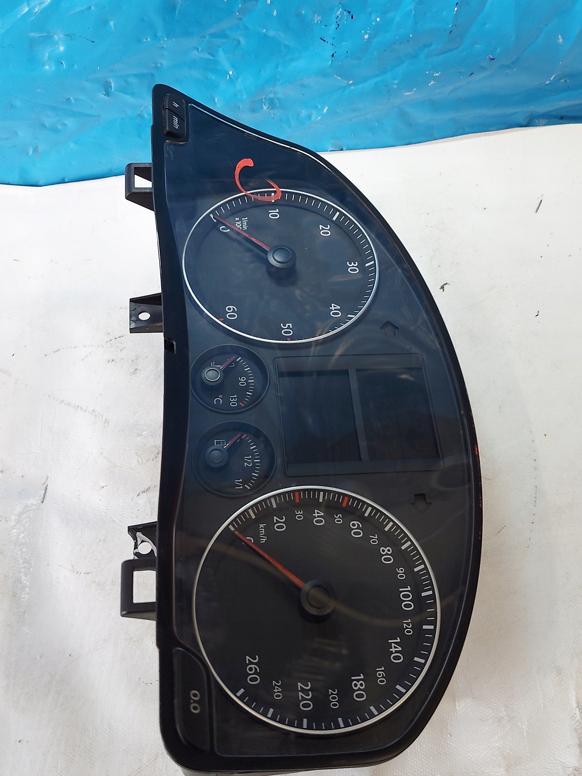 dials clock VW GOLF V 1.9 TDI 1K0920851P