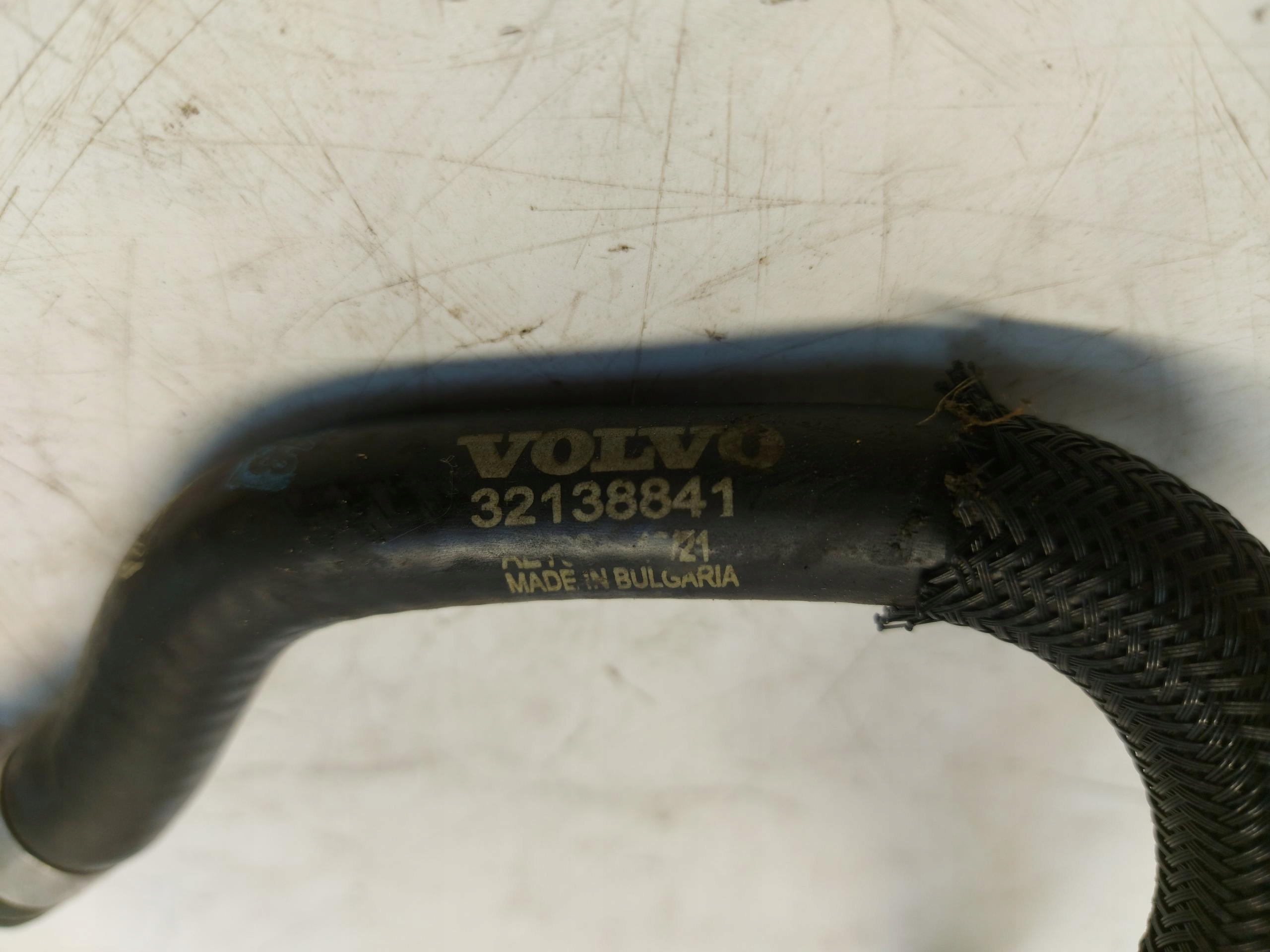 Volvo XC90 II LIFT B5 prijenos cijev vode 32138841