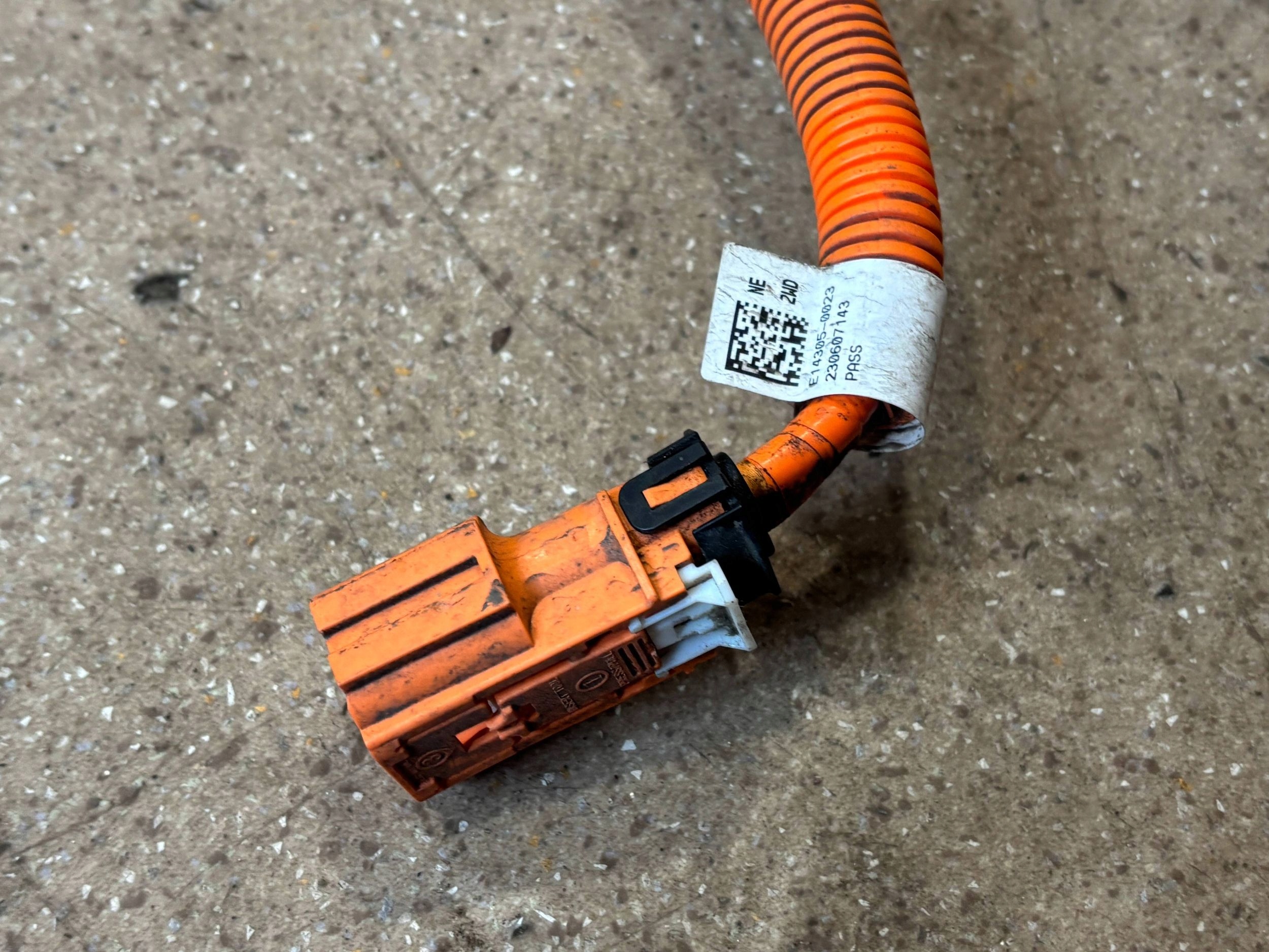 вентилятор kia EV6 375W2GI100