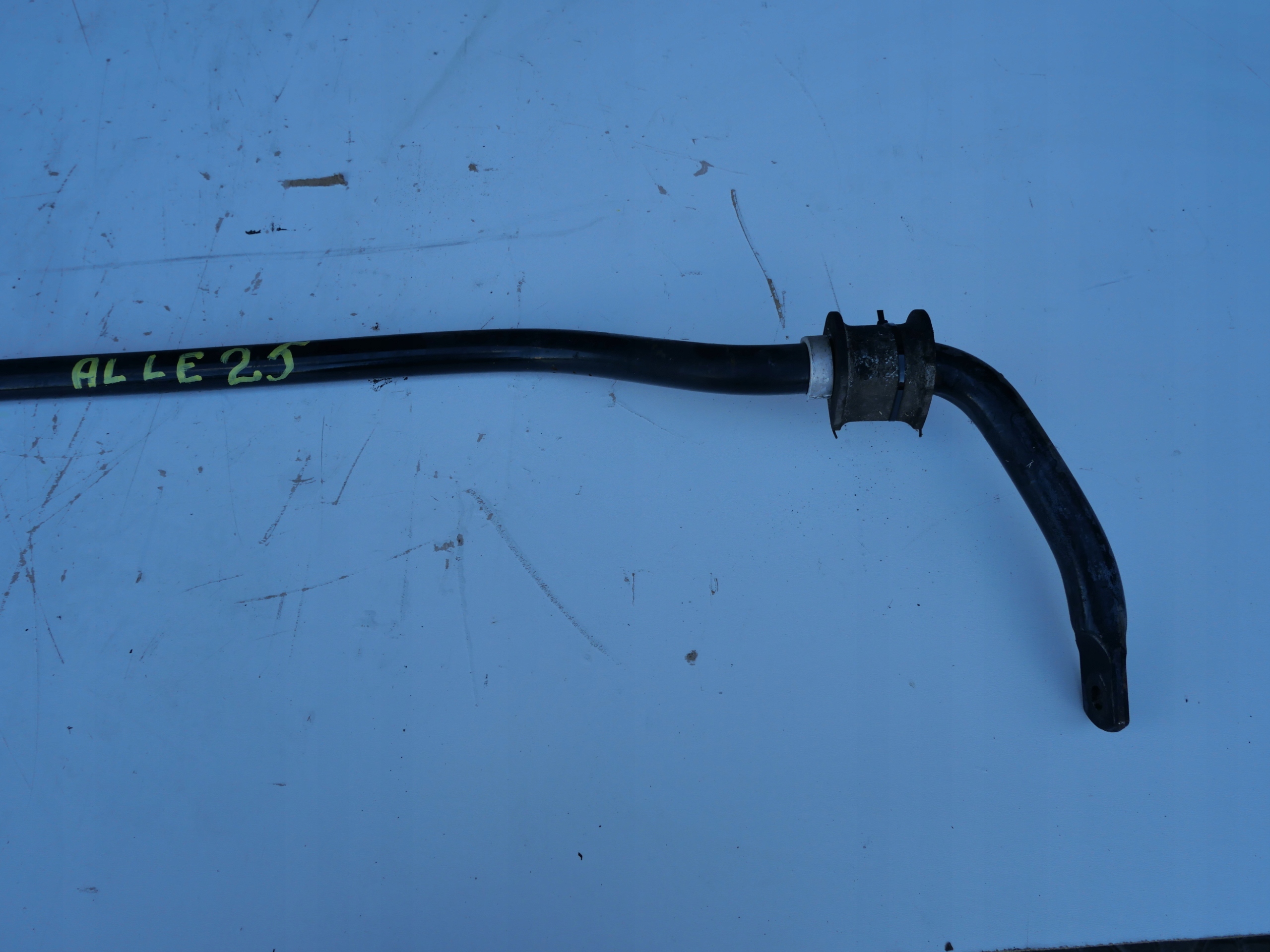 VW AMAROK 2H stabilisator hinterachse vorne
