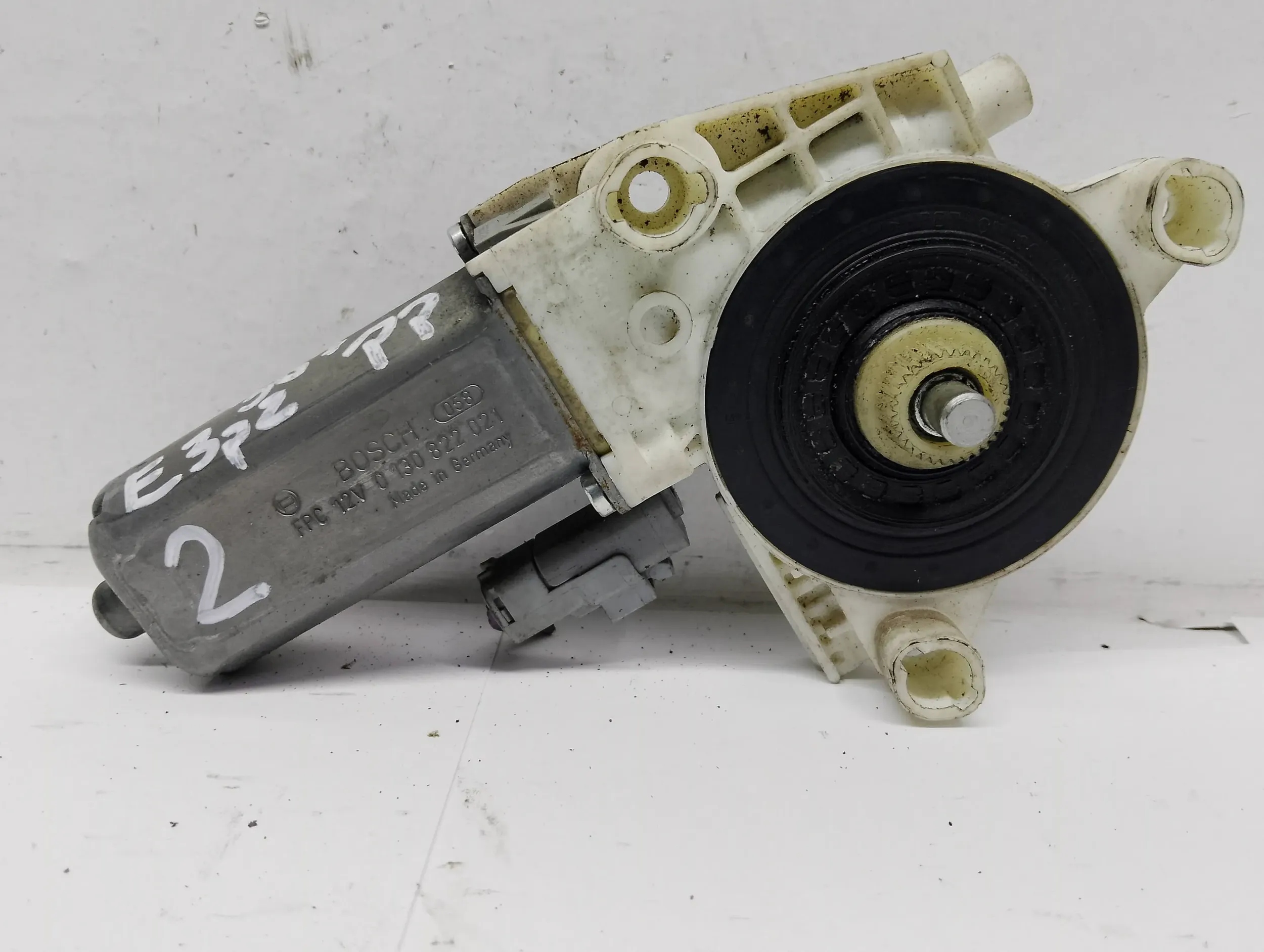 mini motor windows right front Peugeot 307 0130822021 990249100