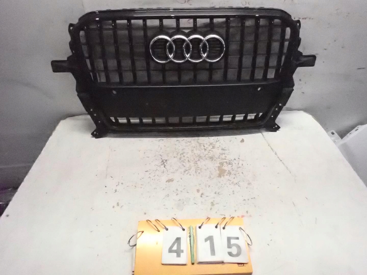 Grill AUDI Q5 LIFT S-LINE 2012-2016 8R0853651AB
