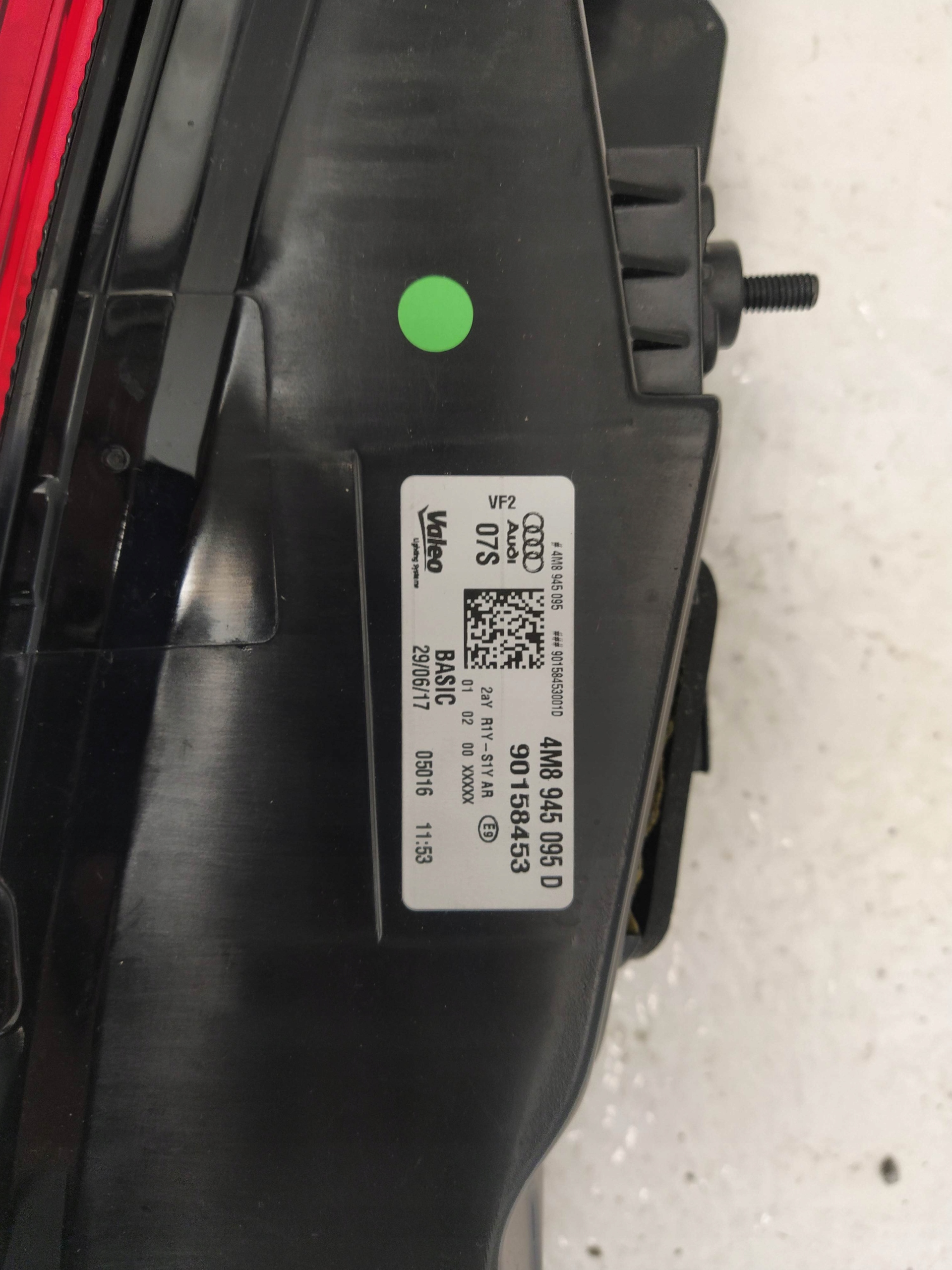 AUDI Q8 4M8 light lights rear part rear cap bonnet