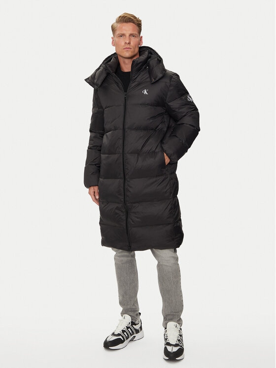 Černý péřový kabát s logem Calvin Klein Jeans XS za