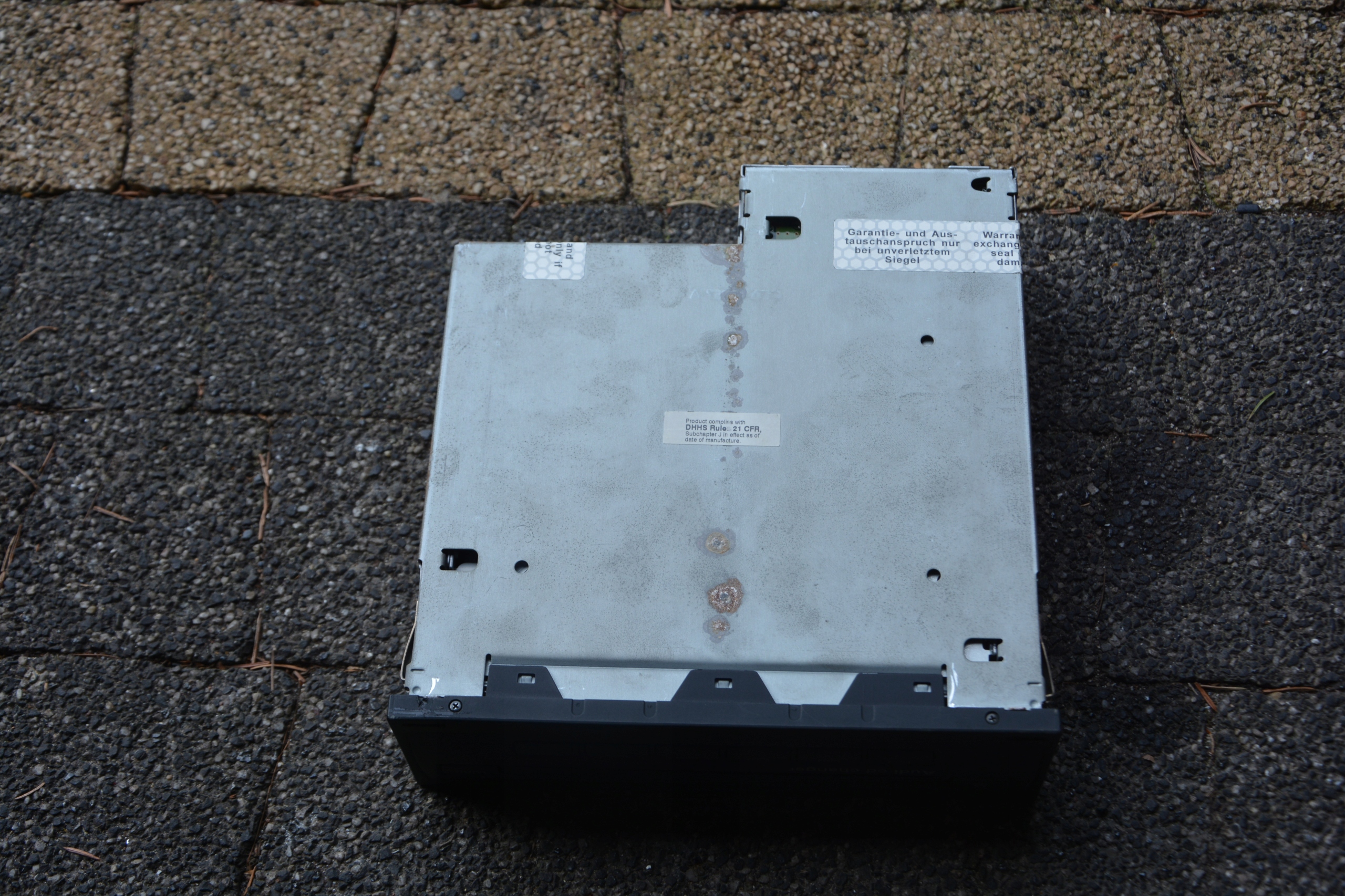 ZMIENIARKA PŁYT CD AUDI A8 D3 4E0035111 Producent części Audi OE