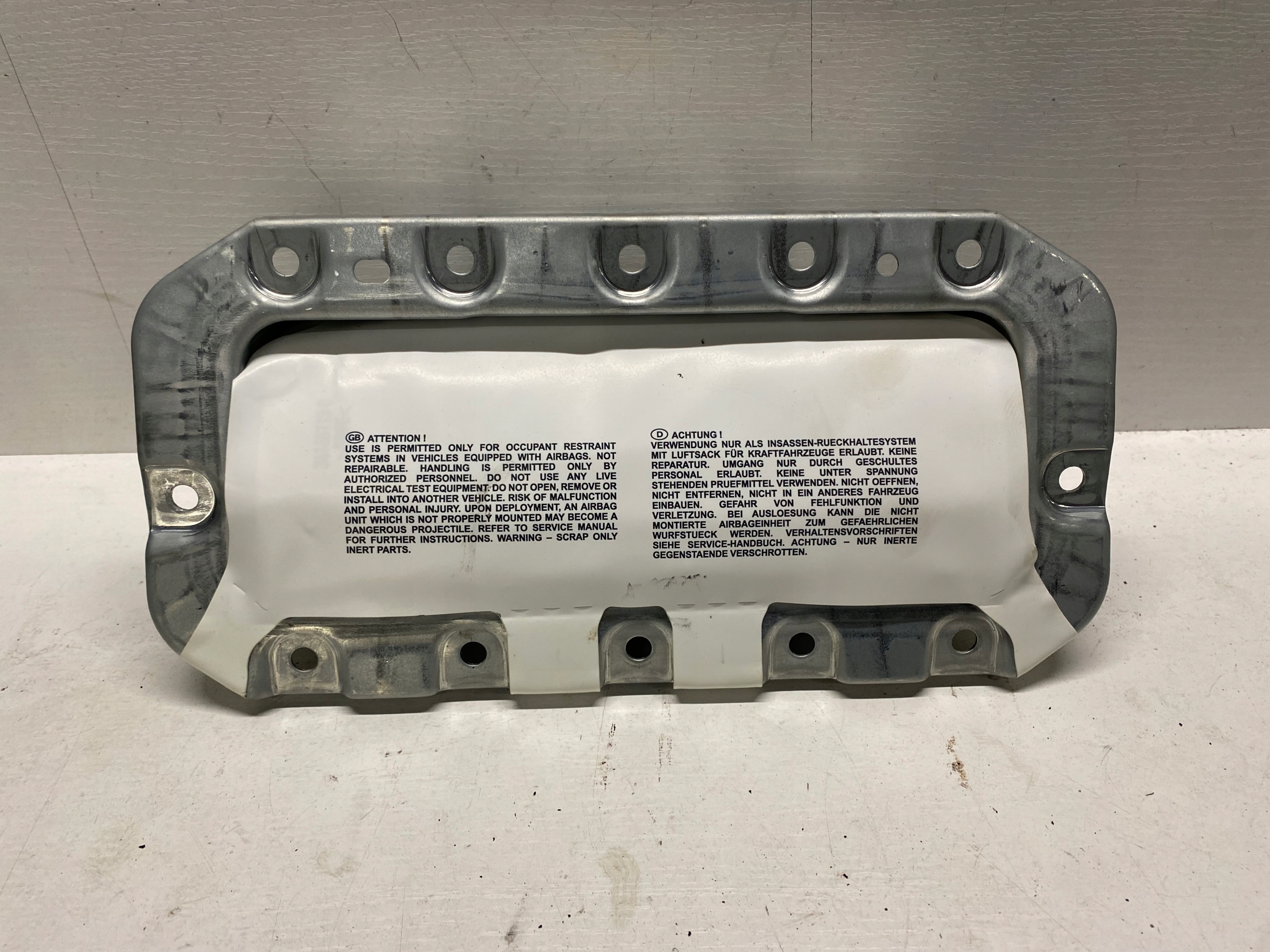 BMW F36 подушка пассажира 34089354H F30