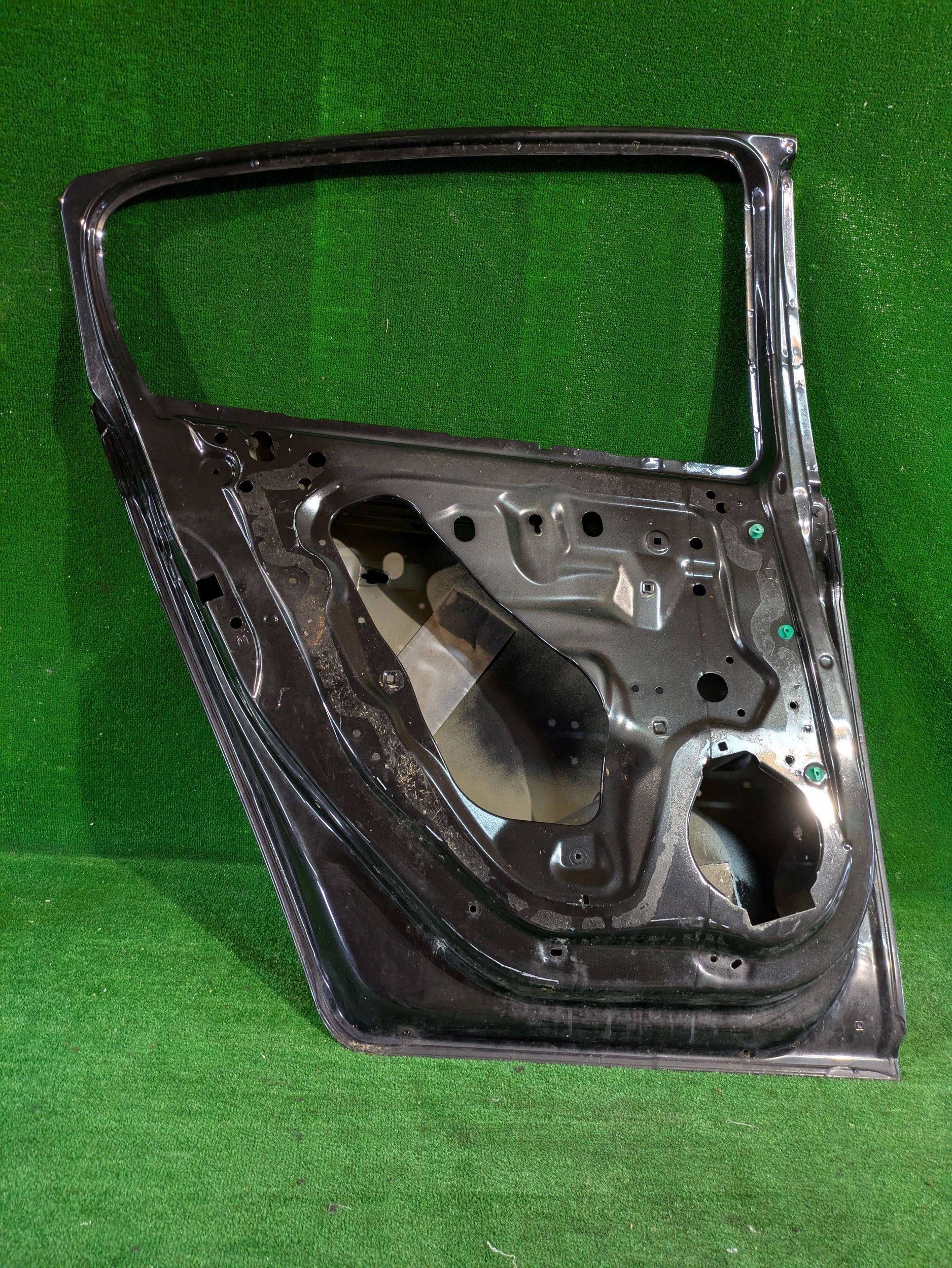 door rear. left left rear part CHEVROLET CRUZE HB 08