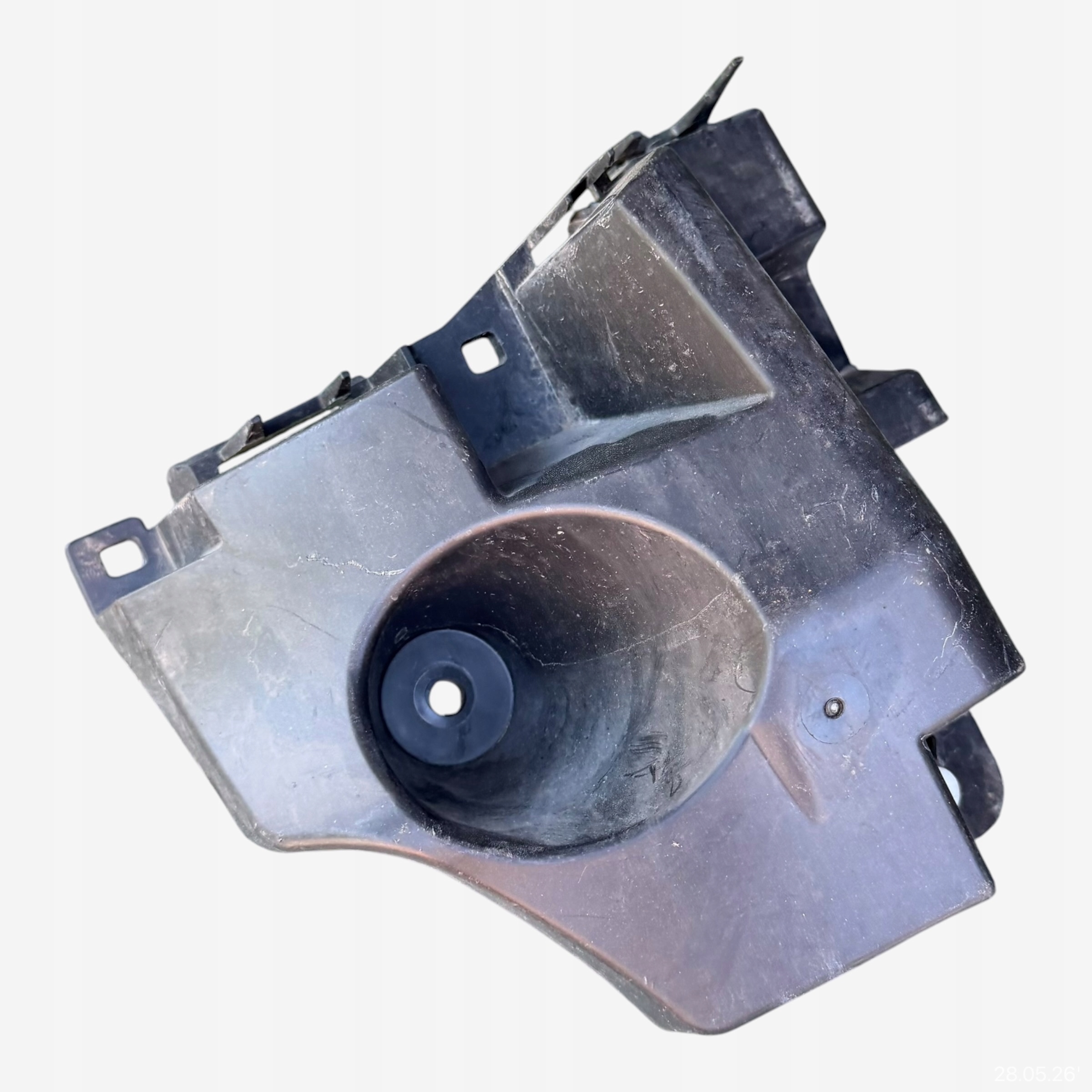 bumper bracket rear left CITROEN C4 III 9831818980