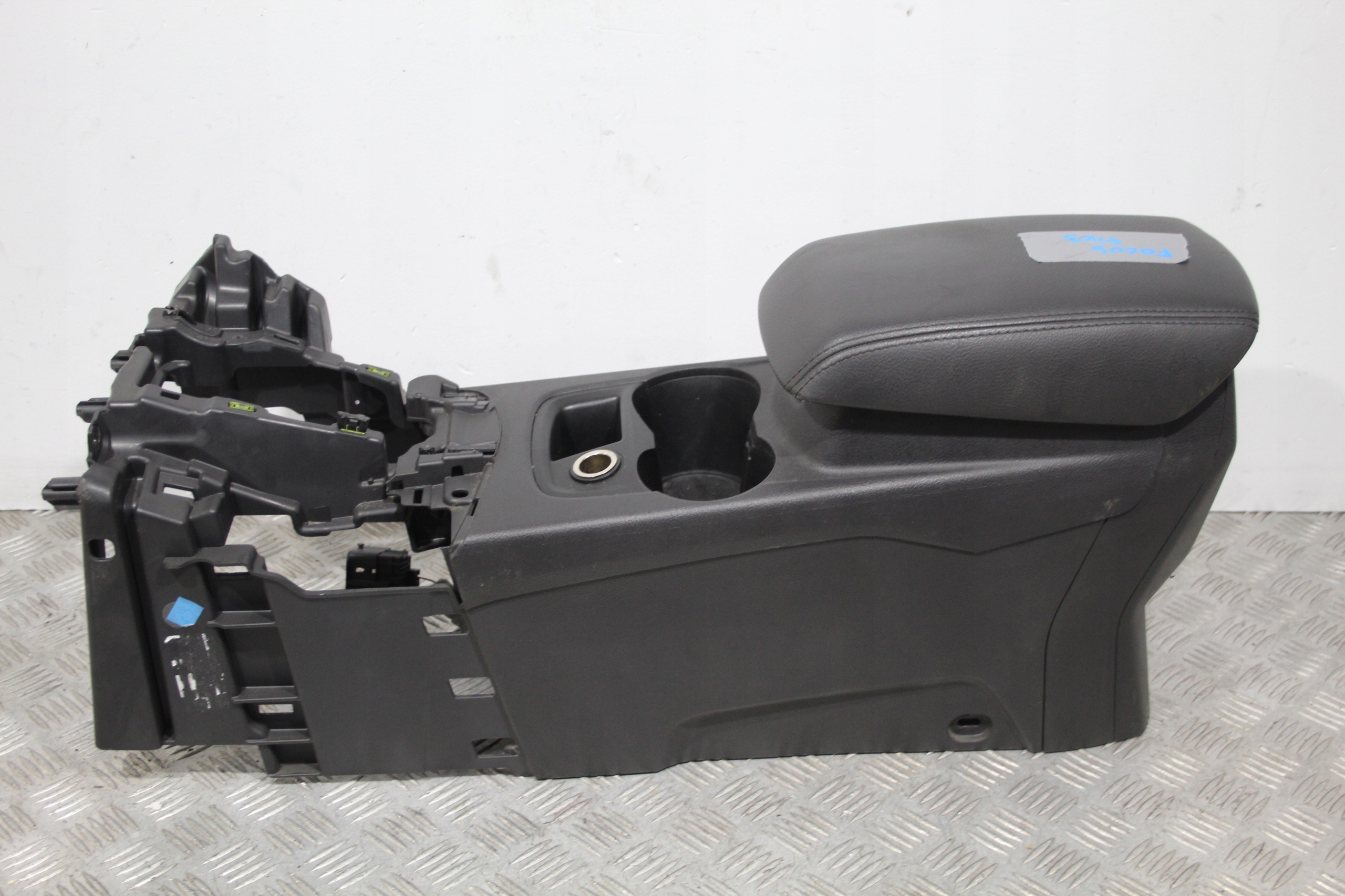 TUNEL central armrest FORD FOCUS MK3