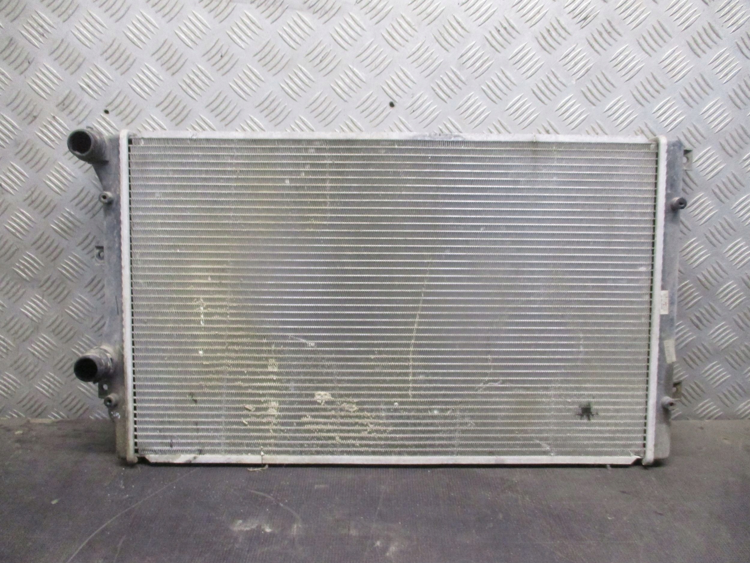 радиатор охлаждения воды Audi A3 8P 03-08R