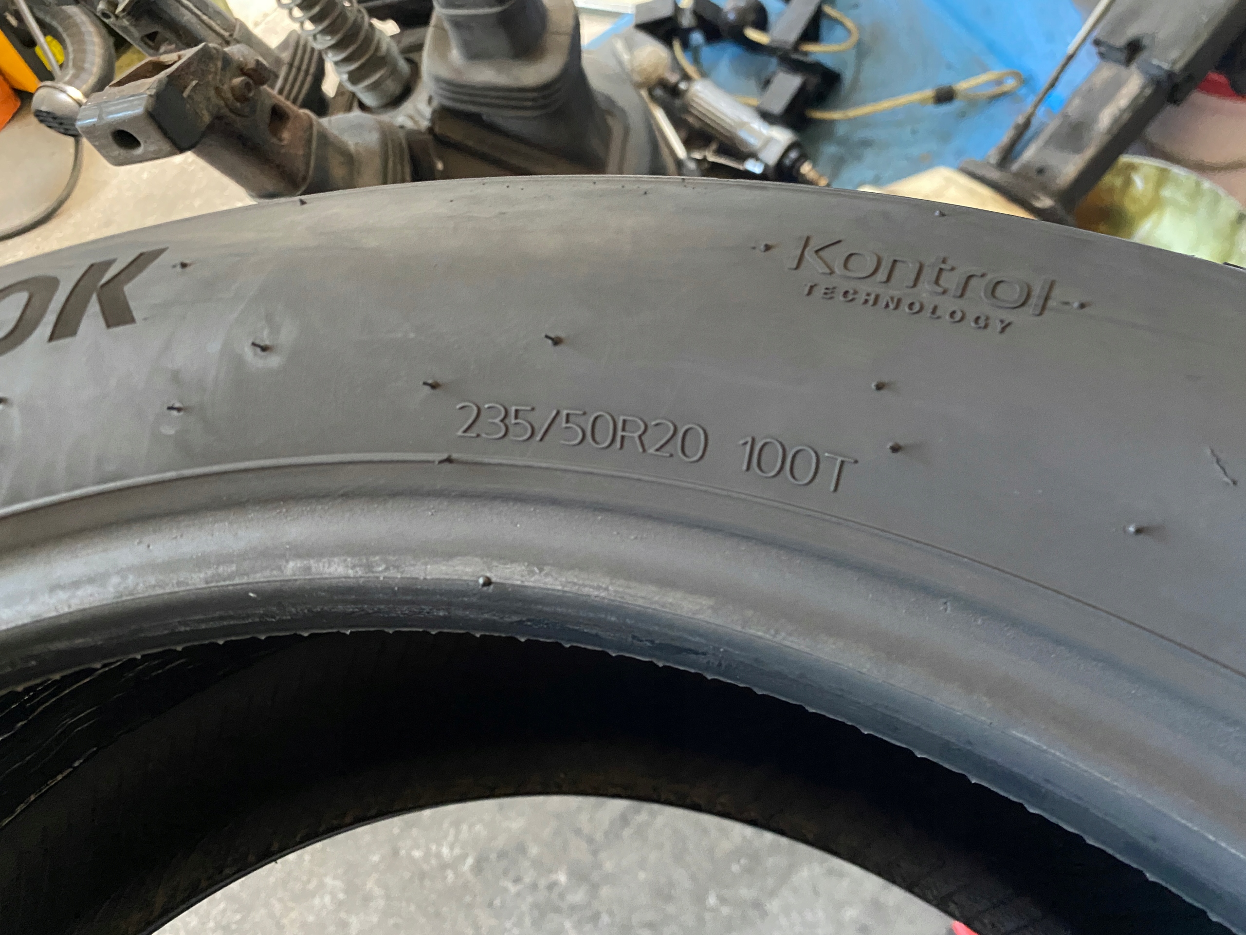 2 tyres summer 235/50R20 Hankook Ventus S1 Evo3 6mm