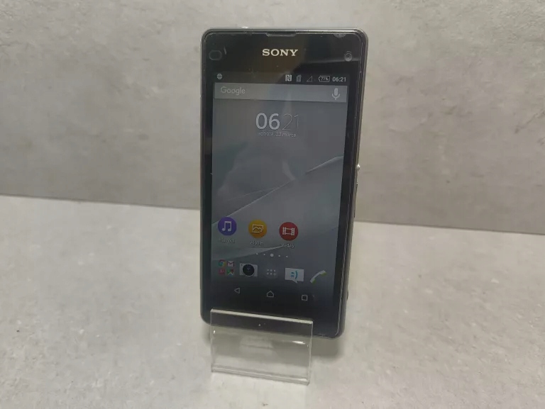 Смартфон Sony XPERIA Z3 Compact 2 ГБ / 16 ГБ 4G (LTE) черный