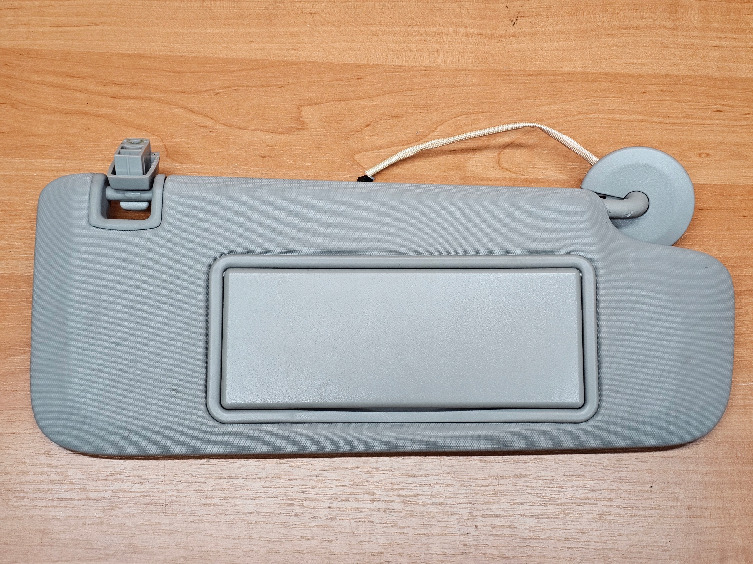 SŁONECZNIK PRAWY PASAŻERA OPEL INSIGNIA A PODŚWIETLANY