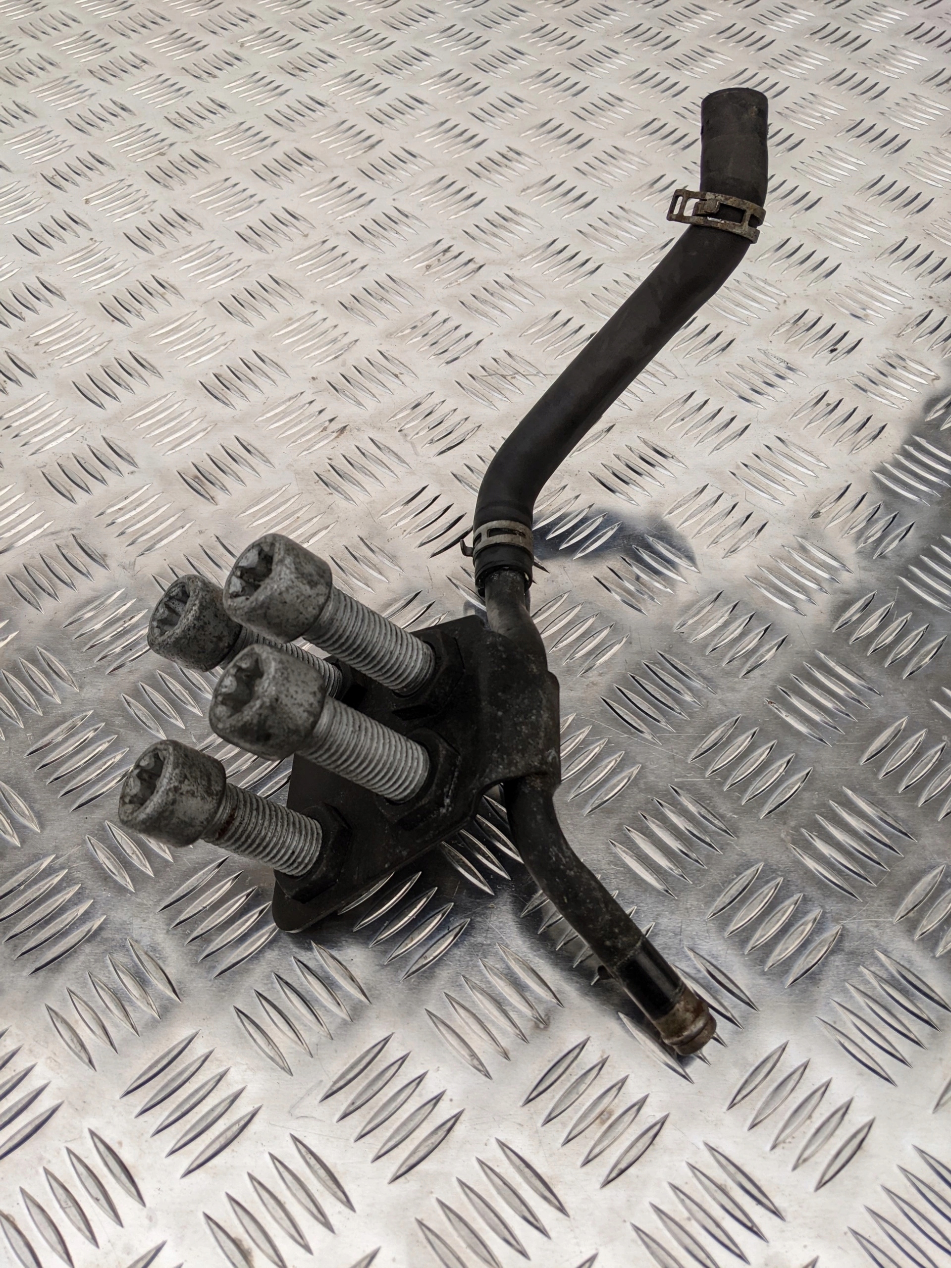 RURKA PRZEWOD WEBASTA MOKREGO SCANIA R S Car type Trucks