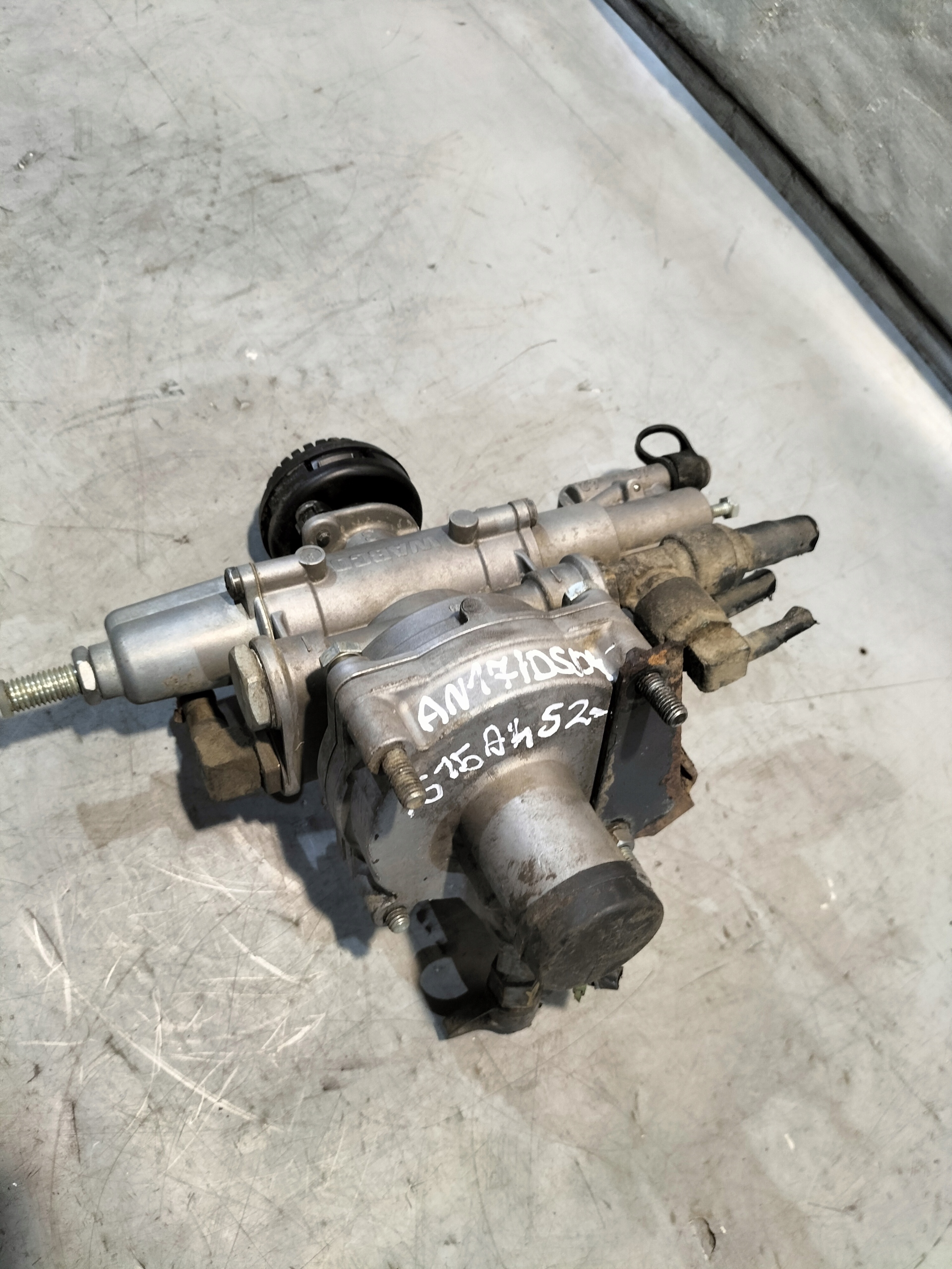 KOREKTOR SILY HAMOWANIA WABCO 4757111180