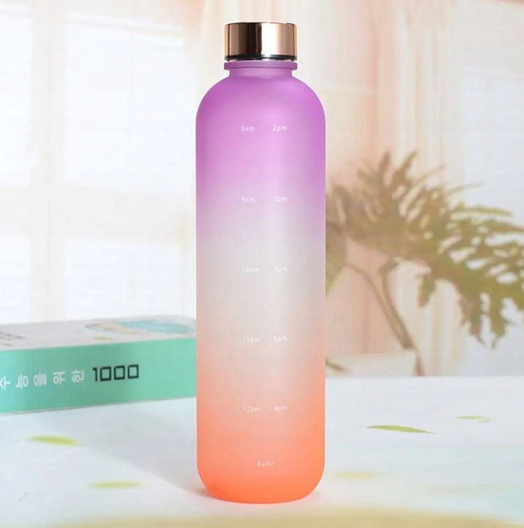 BUTELKA NA WODĘ BIDON SPORTOWY Z MIARKĄ Z PODZIAŁKĄ NA SIŁOWNIE FITNESS 1L Marka inna marka