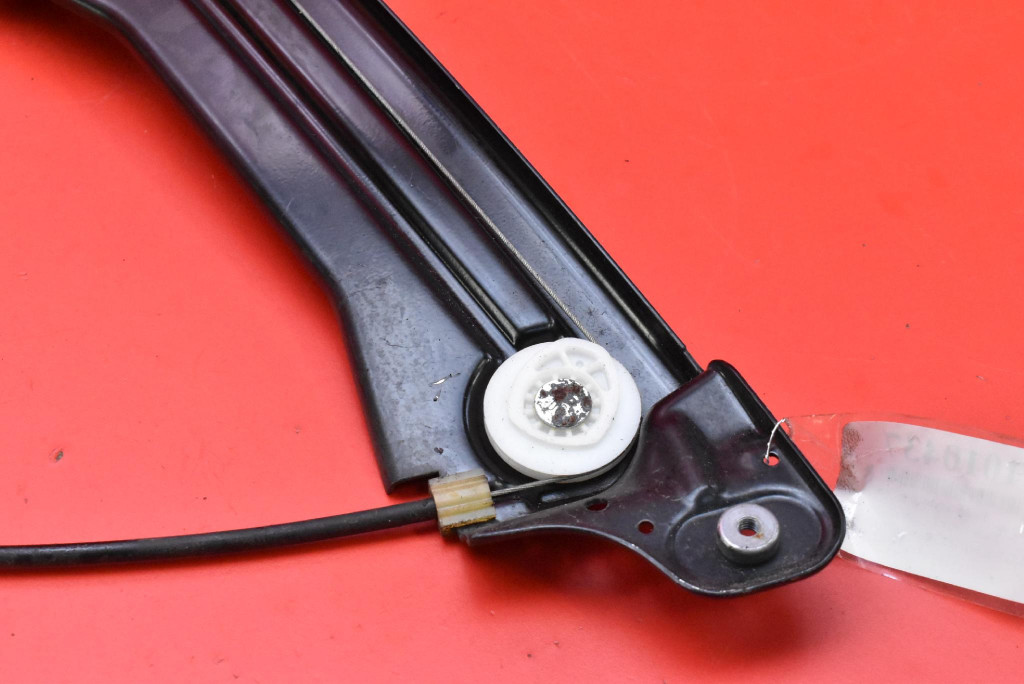 window regulator right front EU 7182086 BMW F02 LONG 08-12