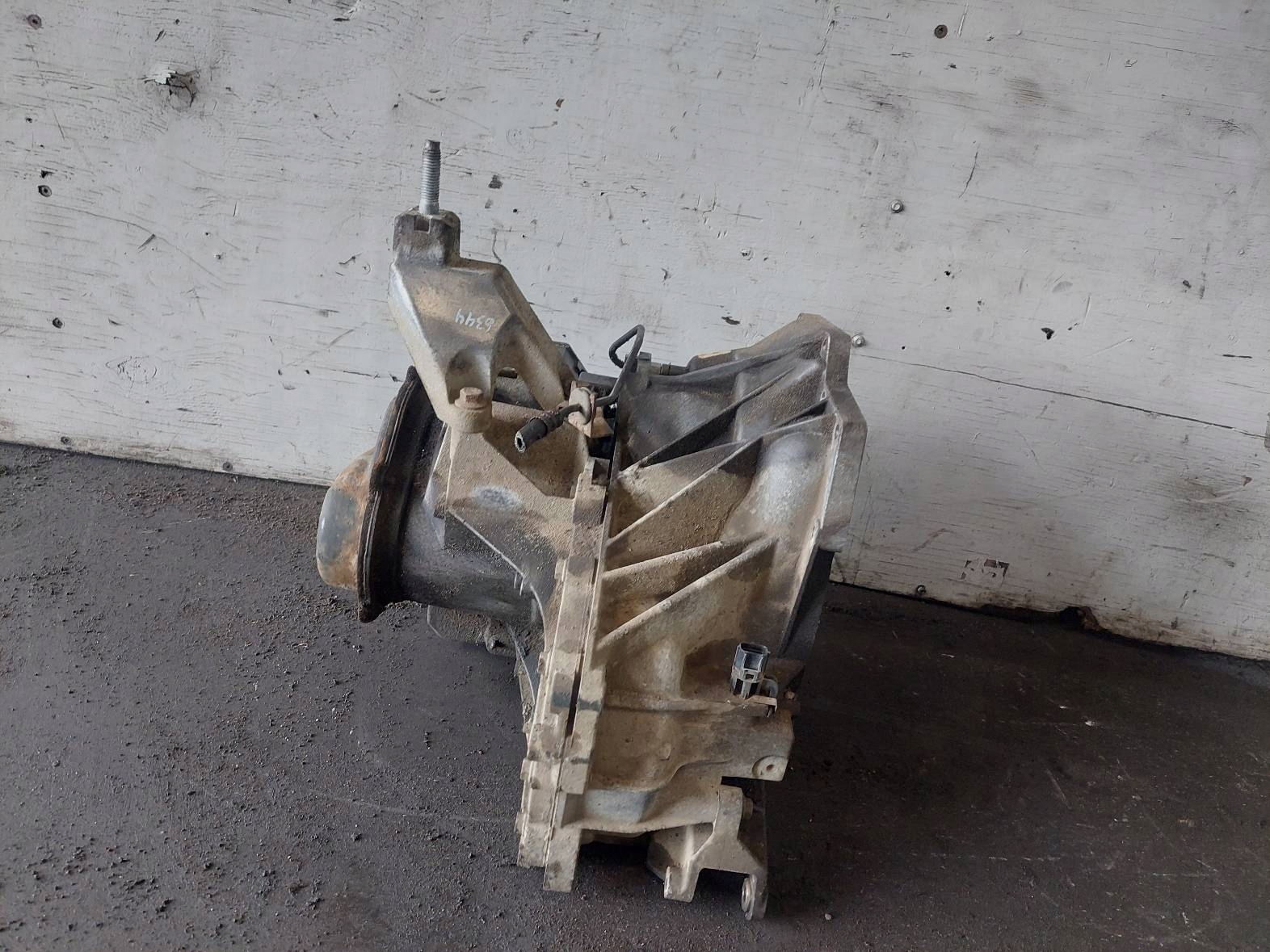Getriebe FORD FOCUS MK1 LIFT XS4R-7002-BE
