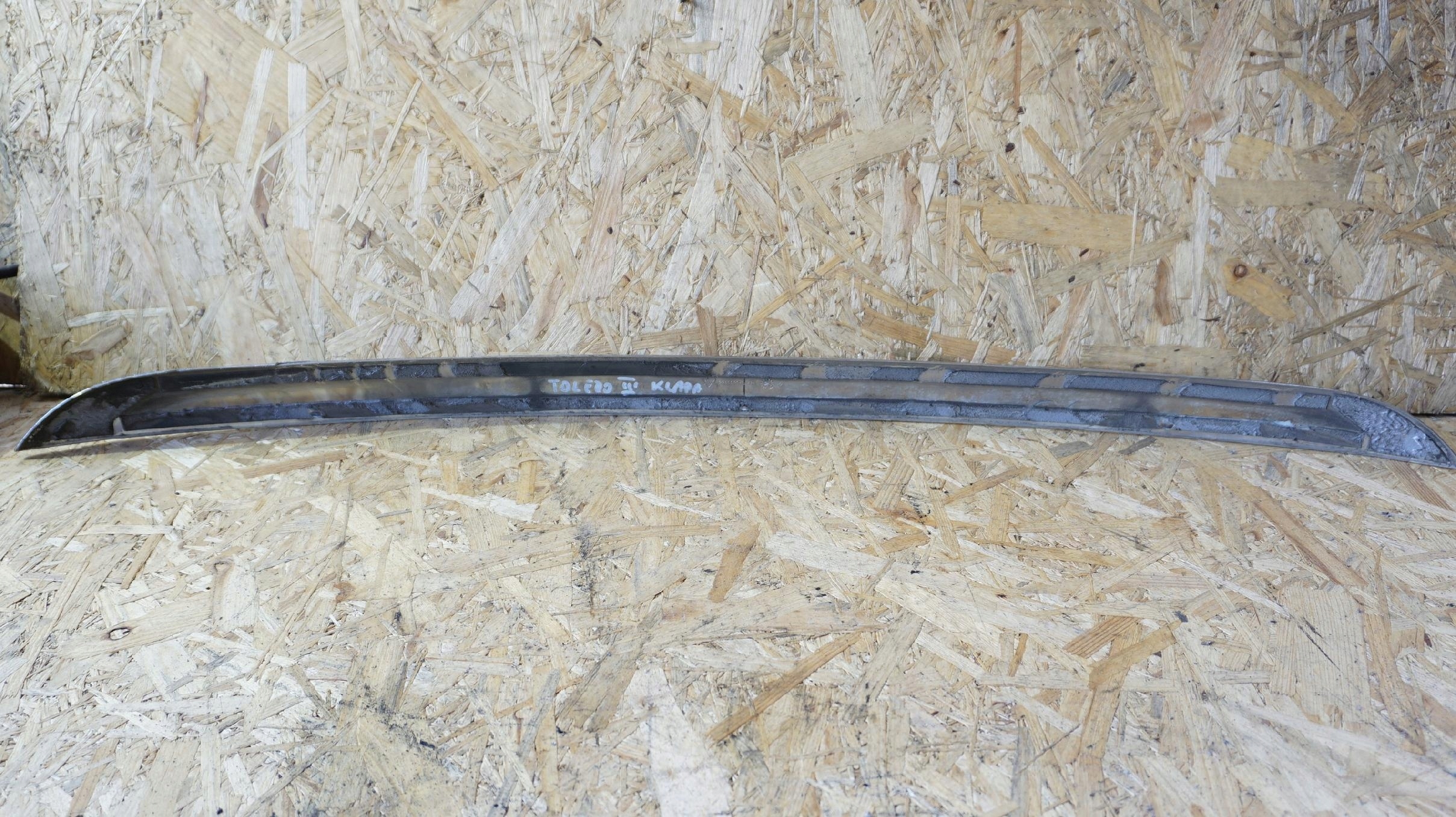 SEAT TOLEDO III BLENDA CHROM KLAPY BAGAŻNIKA Producent części SEAT OE