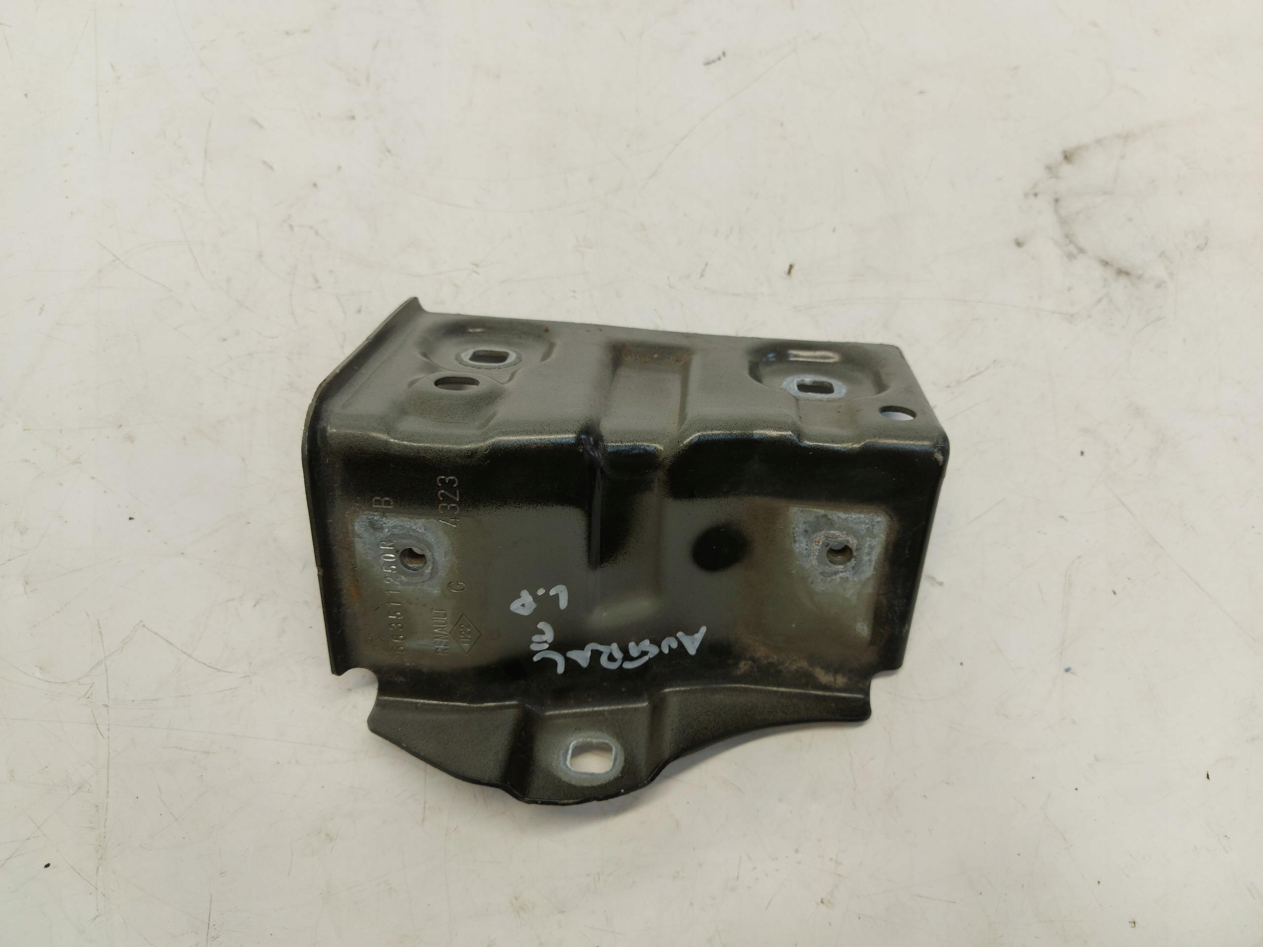 RENAULT AUSTRAL E Support plaque Aile Gauche Avant 663511250R