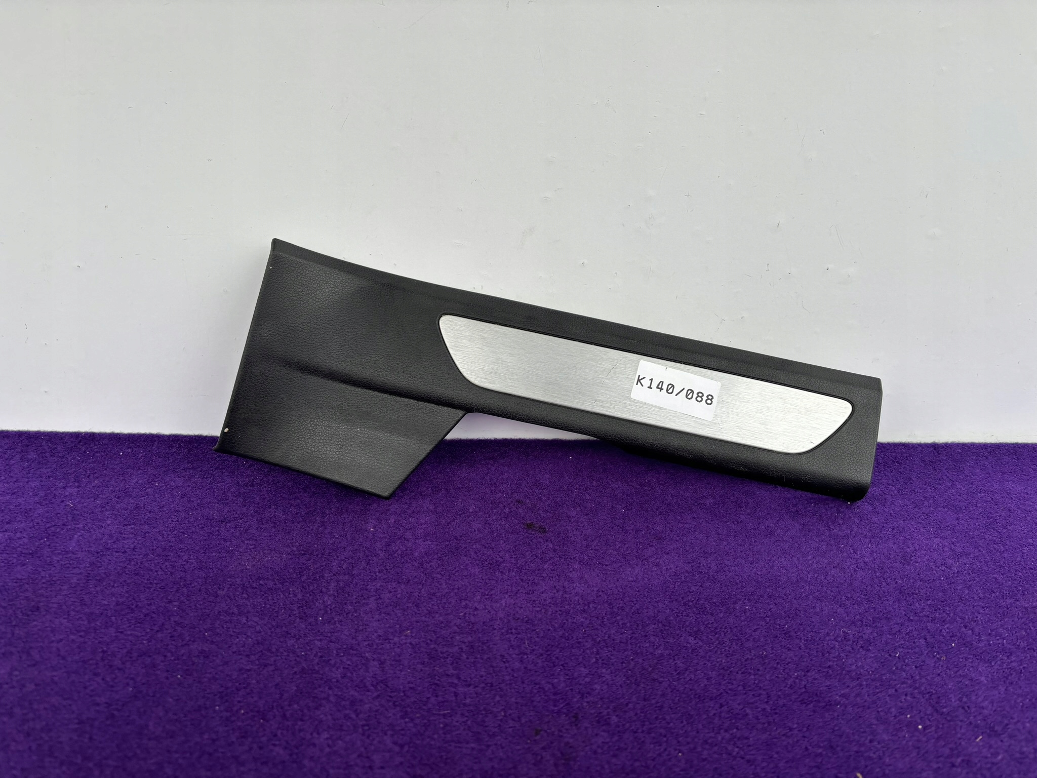 PORSCHE PANAMERA 970 moulding threshold left rear part cap 970555519 K140/088