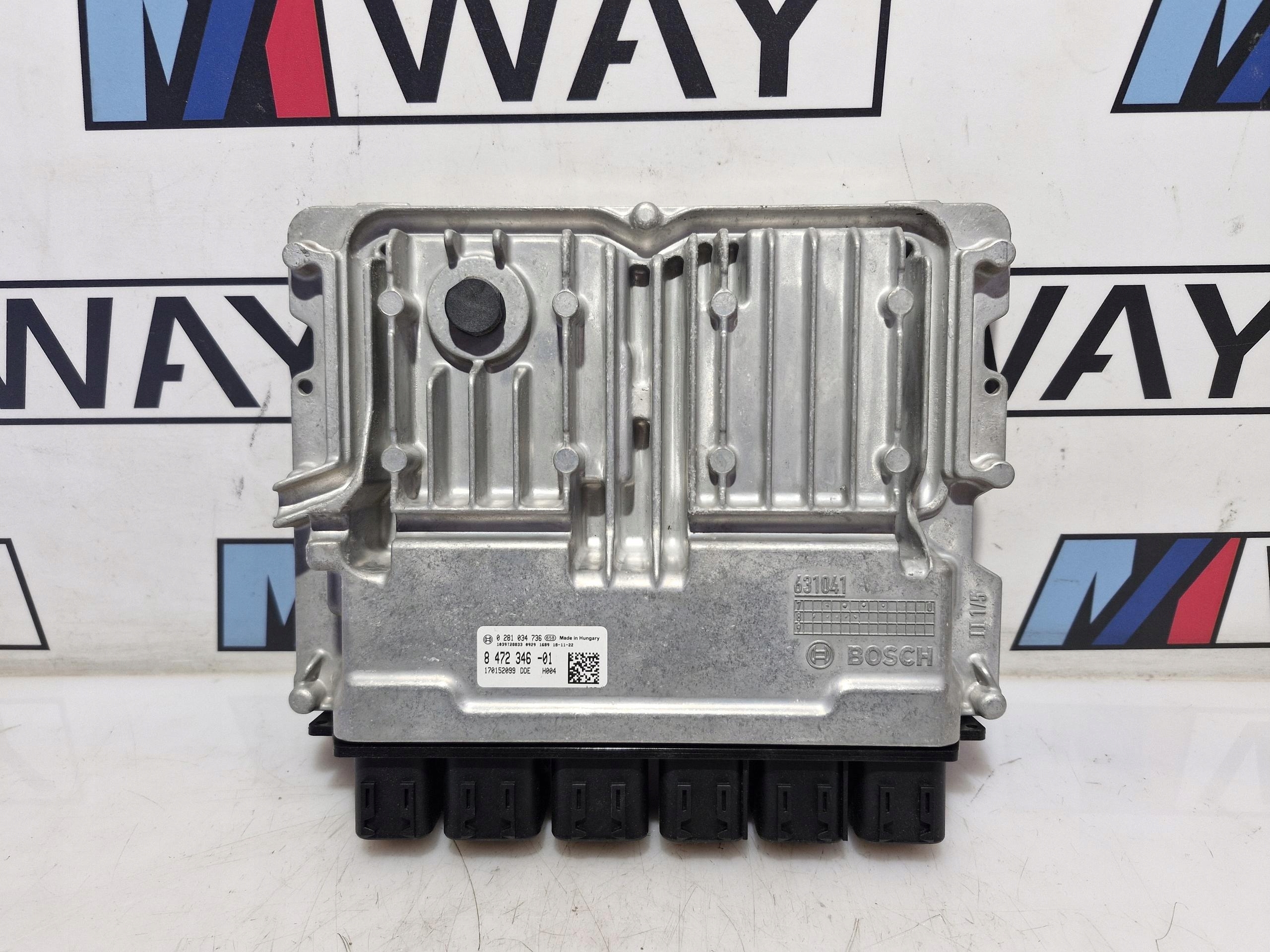 8472346 BMW F39 F48 control unit computer of the engine