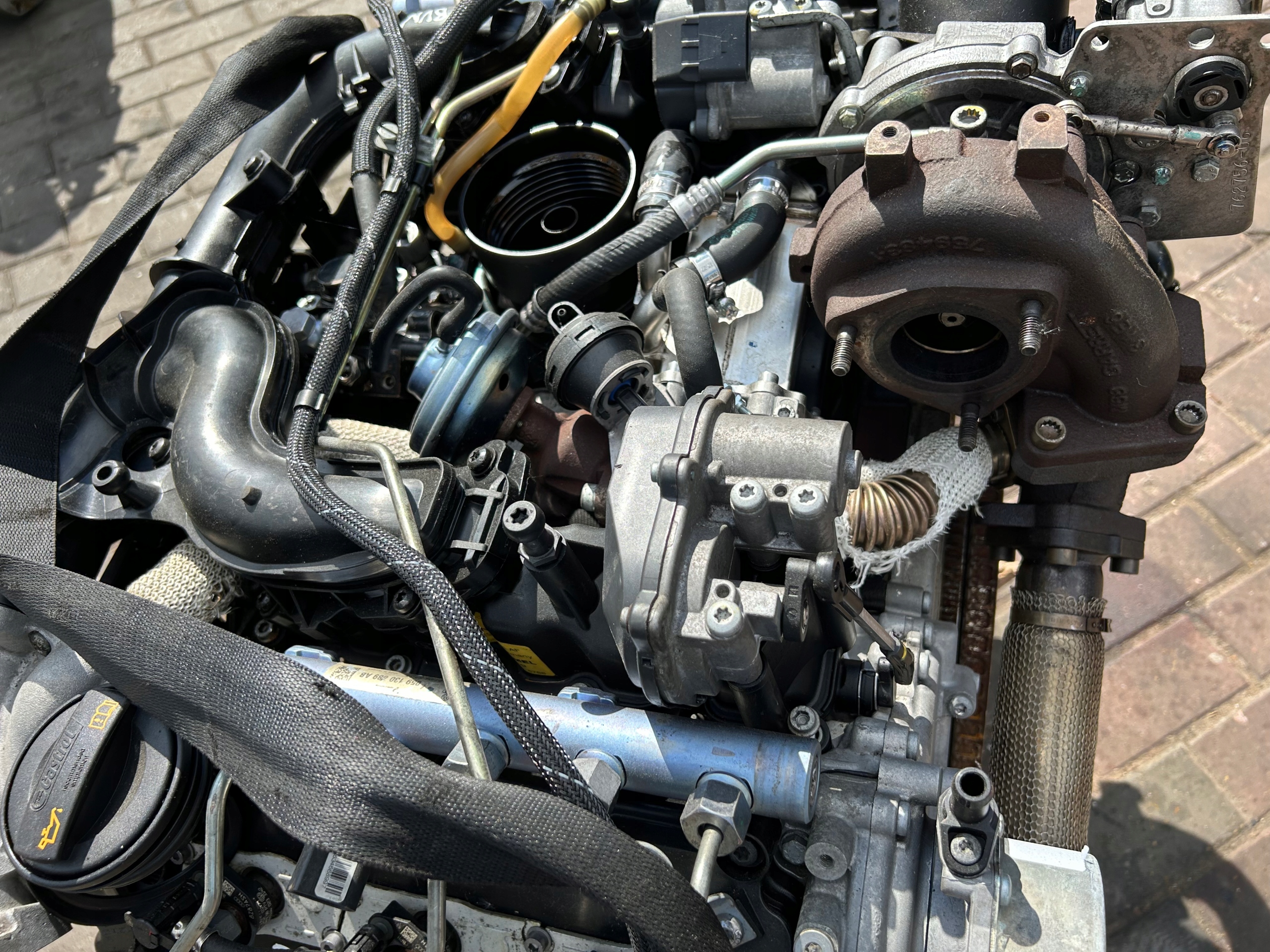 Audi Q7 TOUAREG 3.0 tdi Двигатель