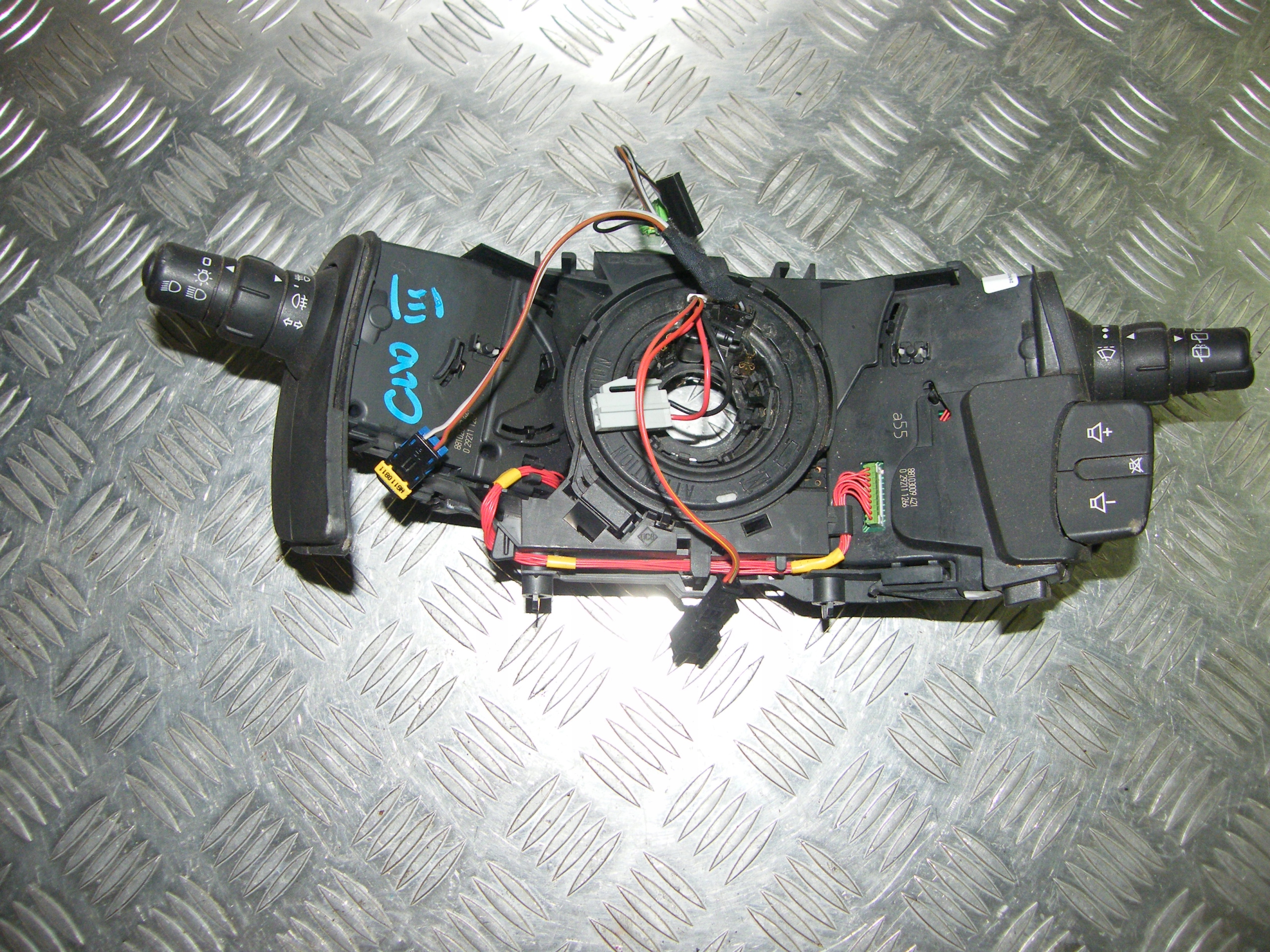 PRZELACZNIK ZESPOLONY TASMA CLIO III KANGOO MODUS