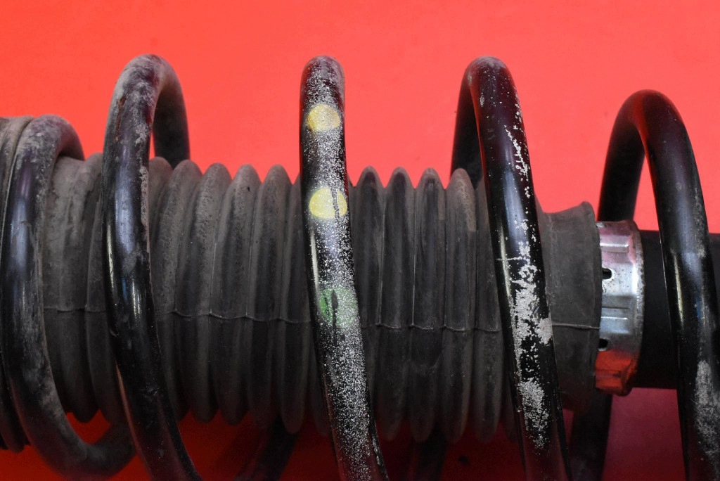 shock absorber left front JGM1367SL OPEL COMBO D 1.4 16V 95 KM 11-20