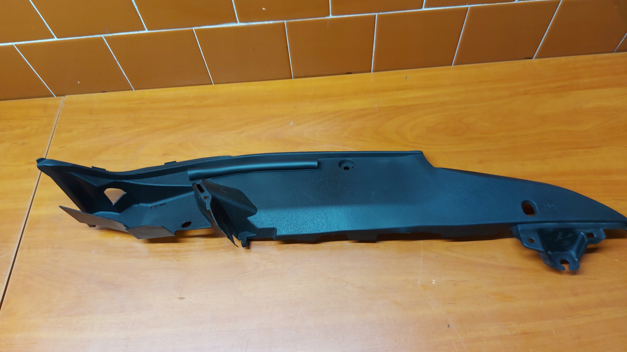 hangszigetelő fedél sárvédöt bal bal eleje LEXUS RX 15-21