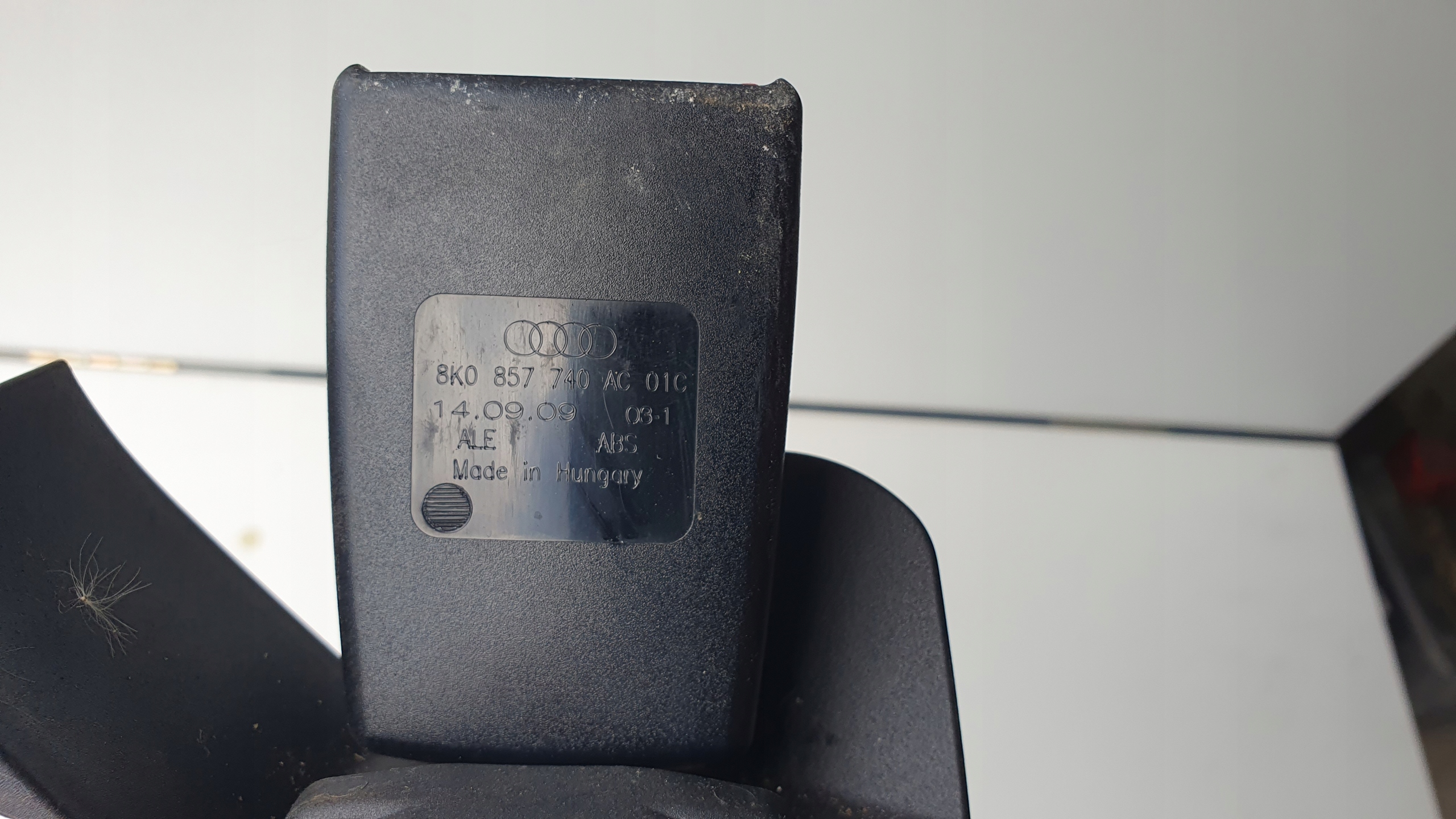 Audi A4 B8 8K0 07- Berline Fixation arbre ceintures sécurité de Sécurité Arrière Arrière