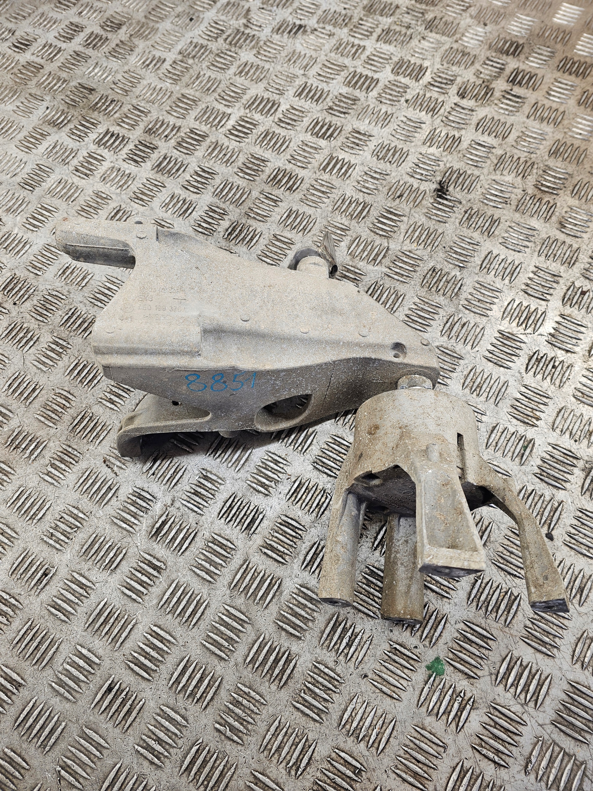 console engine mount VW T6 7E0199849F 7E01993701