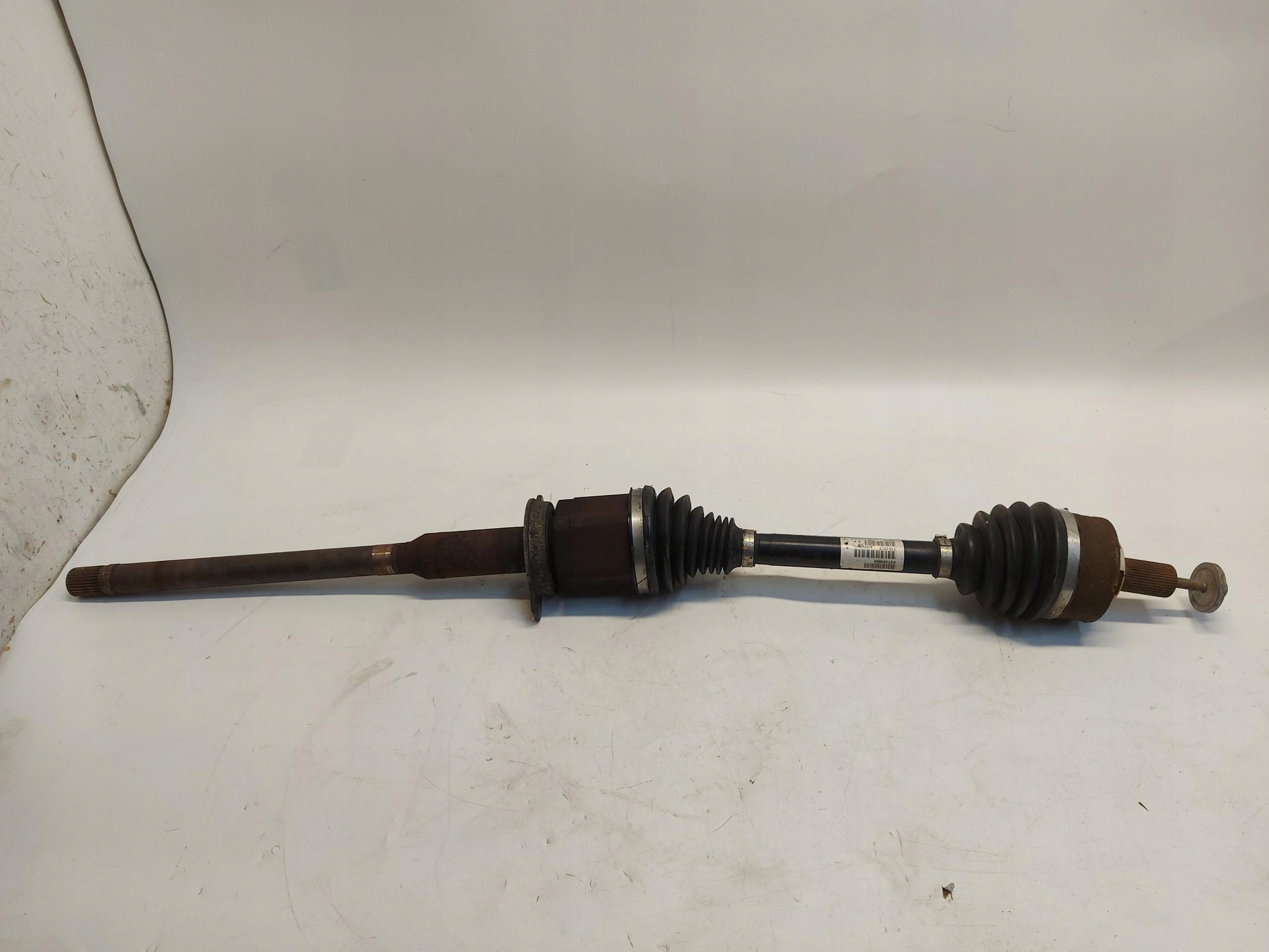 VOLVO XC90 II D5 semi-axis front right 31325854