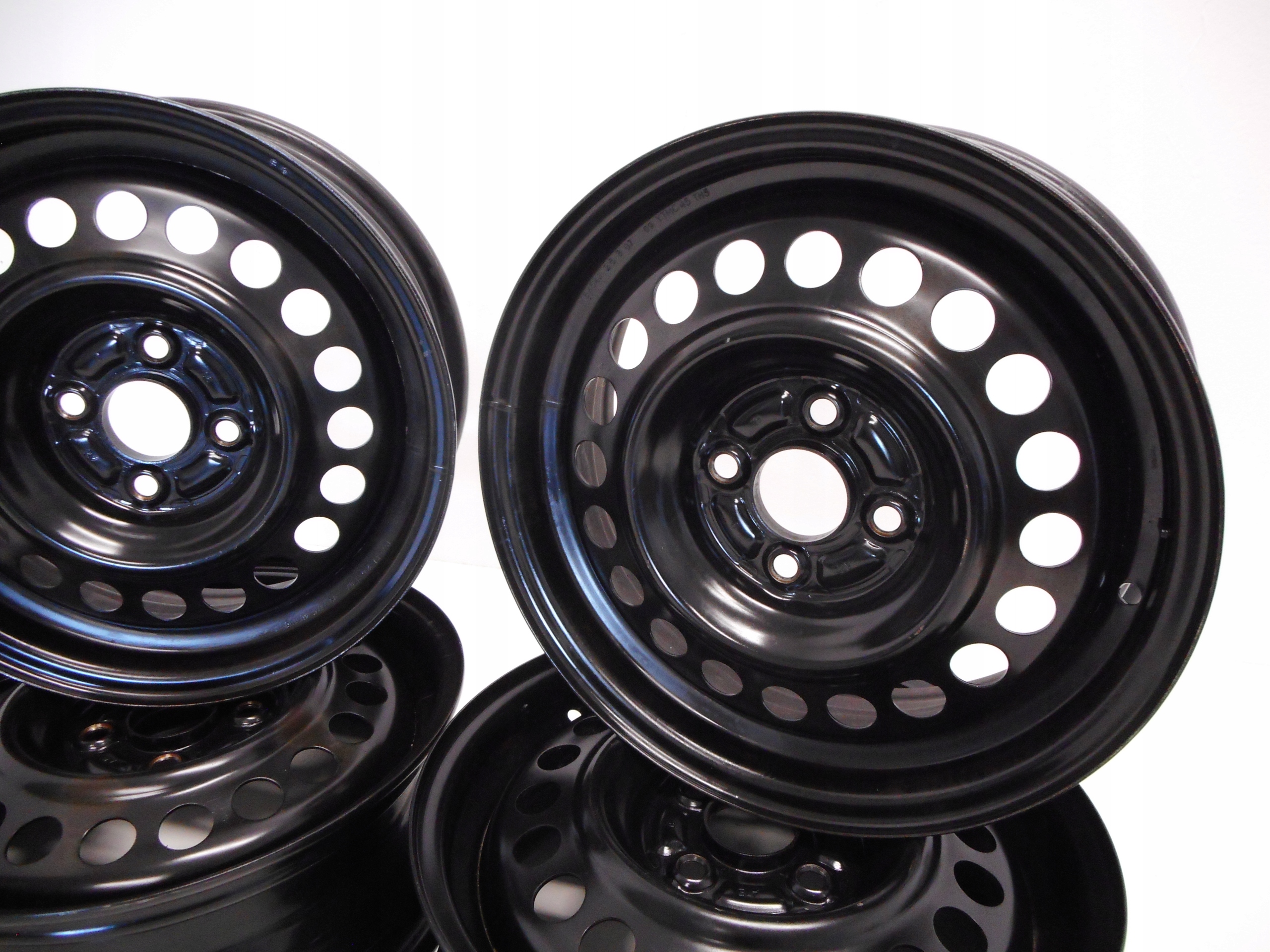 FELGI STALOWE 15 HONDA JAZZ INSIGHT CIVIC ET45 Liczba felg w ofercie 4 szt.