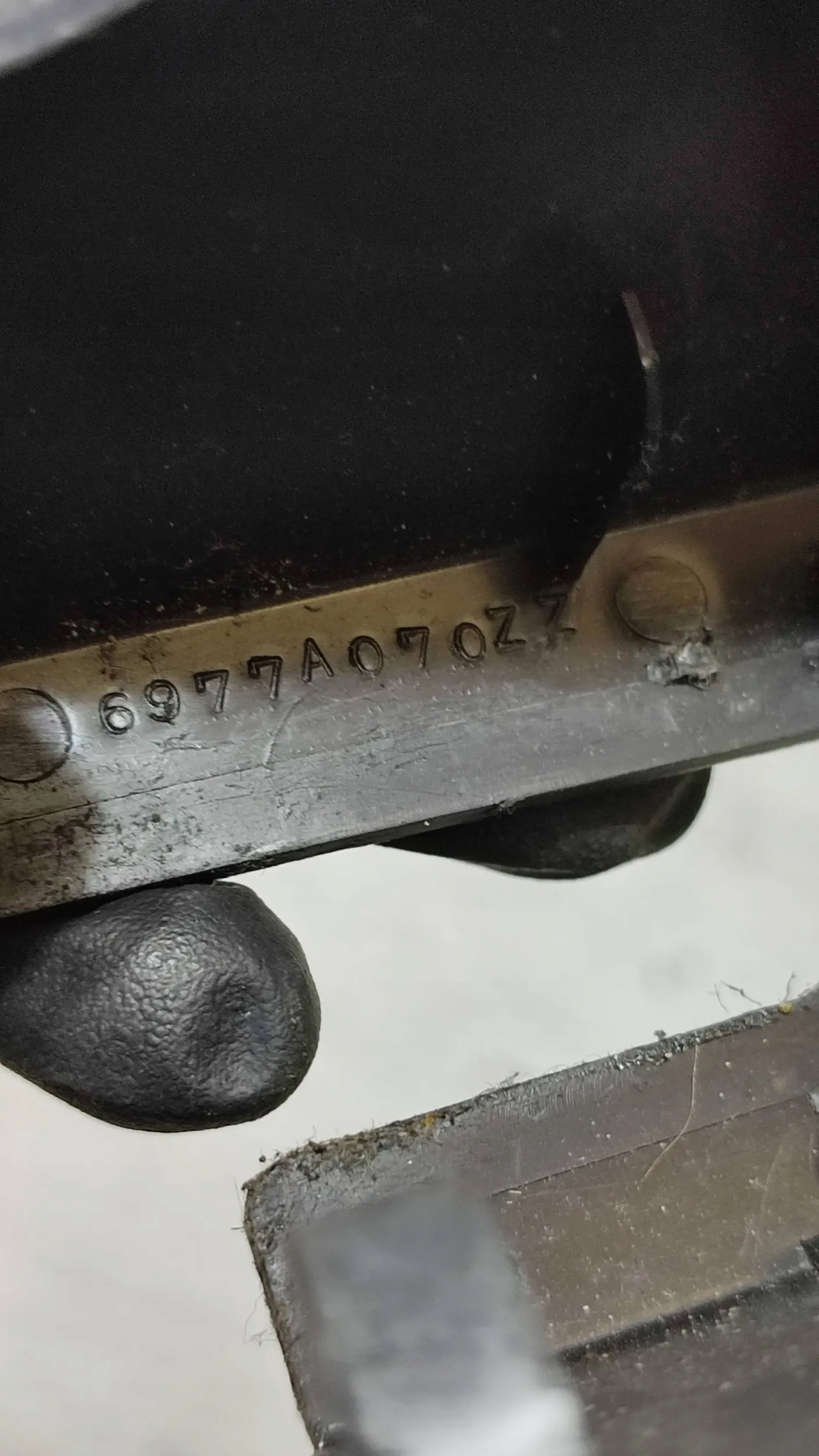Mitsubishi ASX 18r. 1.6DiD Blende Abdeckung szyn vorne SITZ