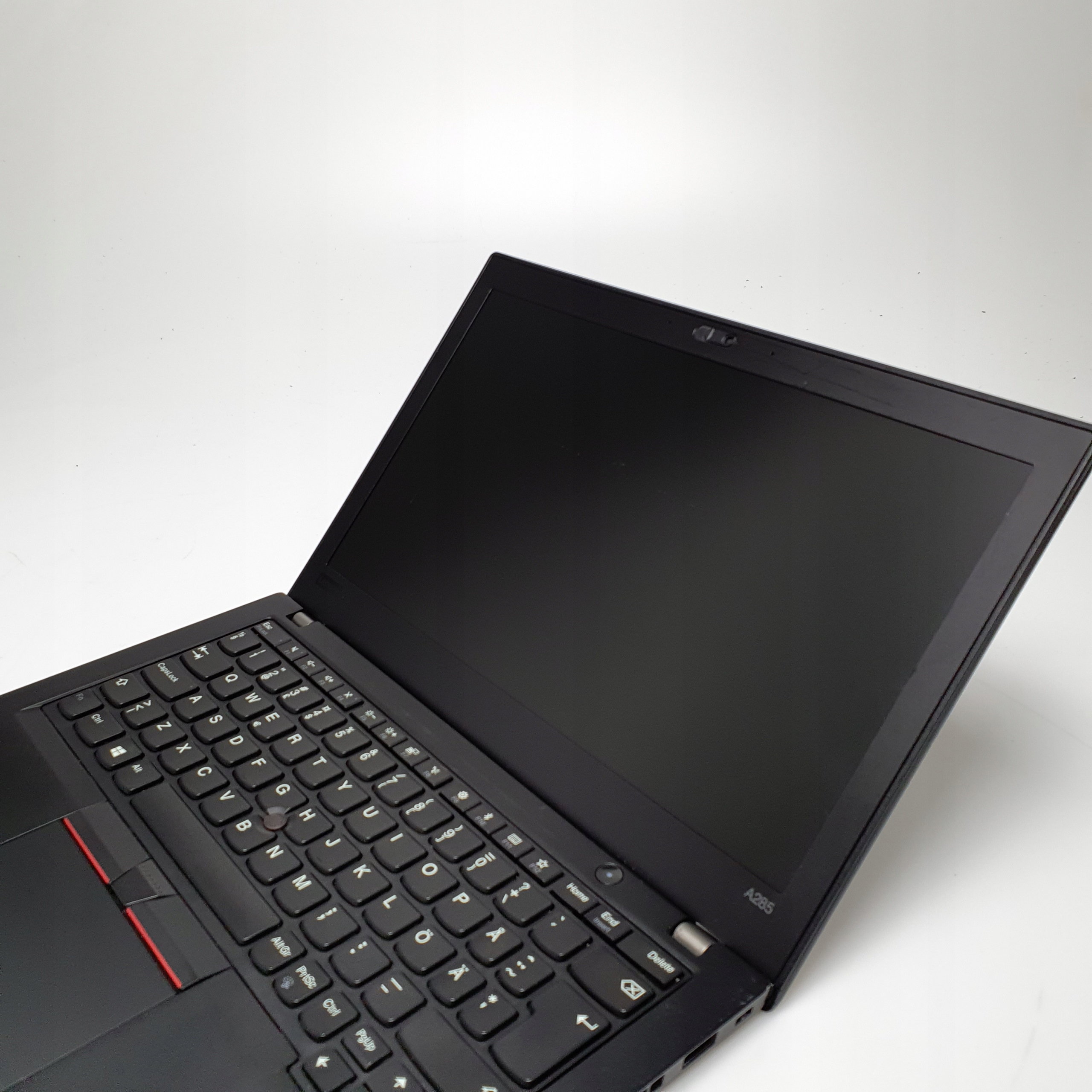 Lenovo ThinkPad A285 HD | Ryzen 5 Pro 2500U 8GB 256 NVME Lenovo ThinkPad A285 HD | Ryzen 5 Pro 2500U 8GB 256 NVME