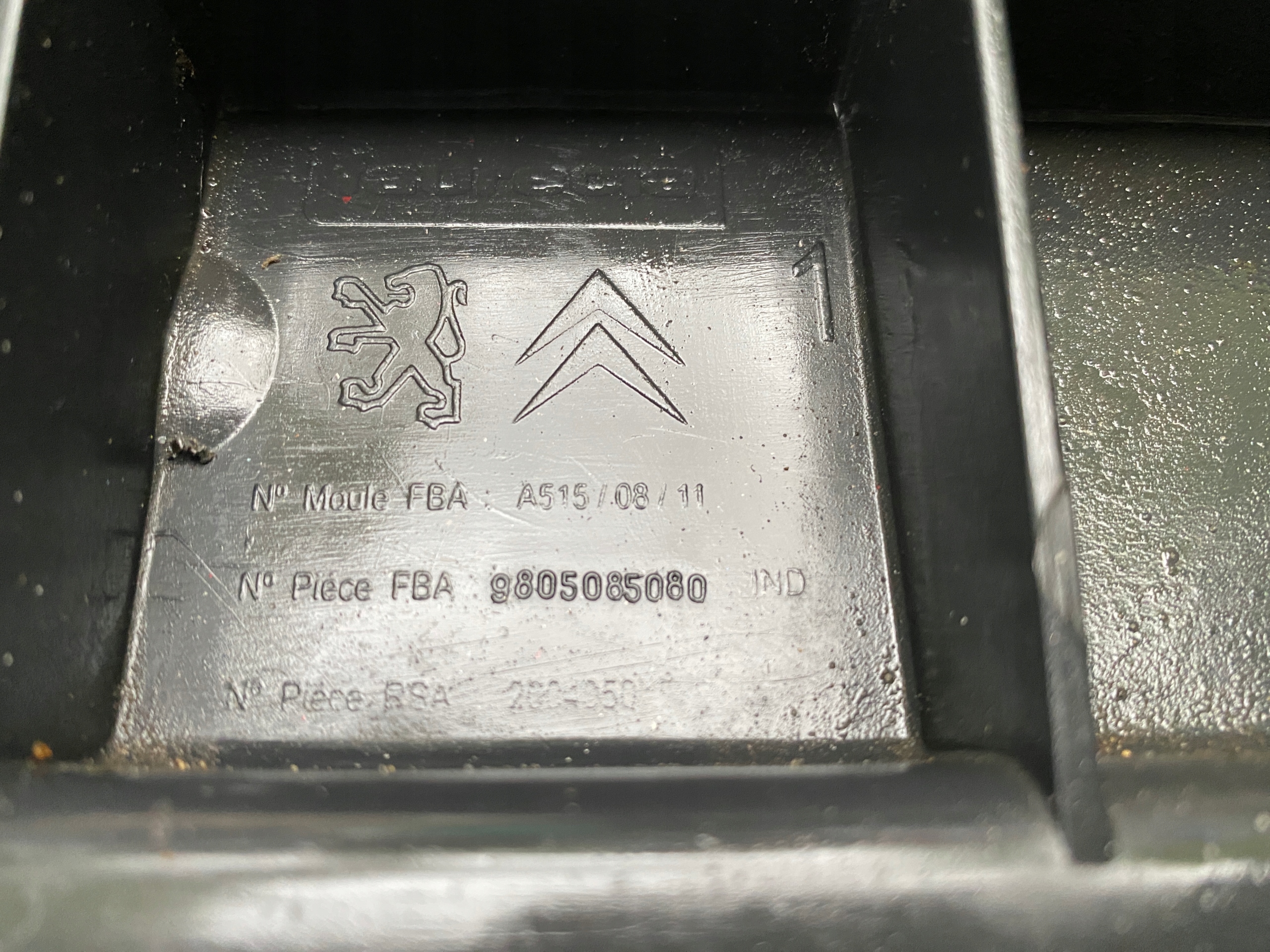 Citroen C3 Ds3 abdeckung unter Stoßstange Blende Abdeckung 9805085080