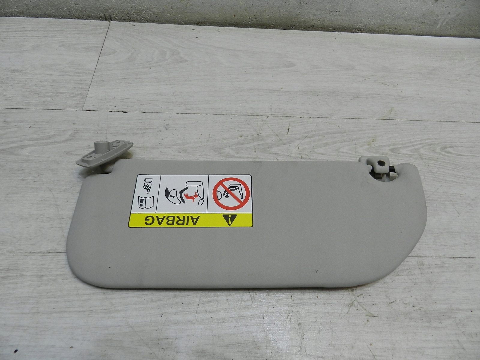 CITROEN C3 II DASZEK PRAWA OSŁONA PRZECIWSŁONECZNA Typ samochodu Samochody osobowe