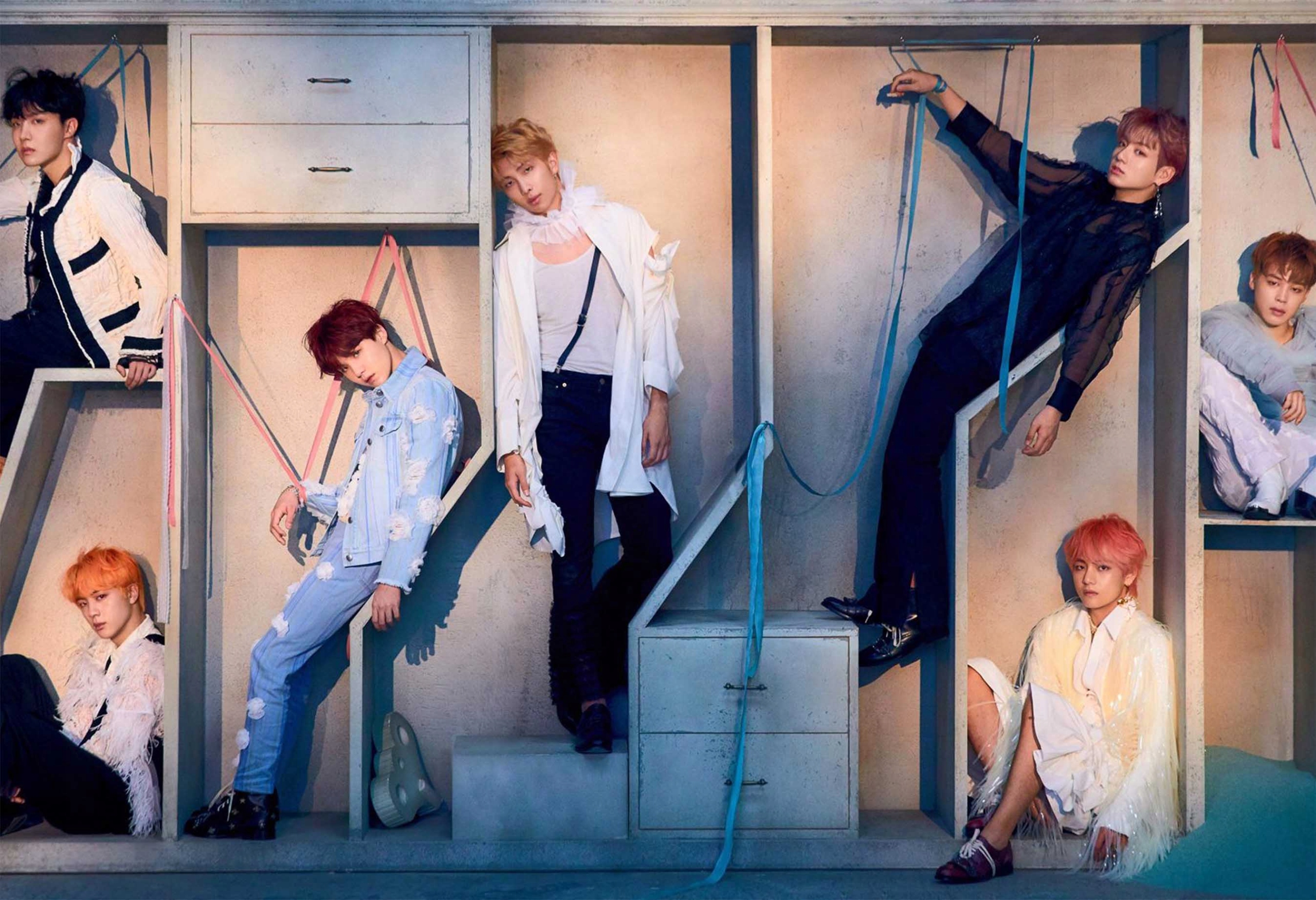 

Fototapeta Bts 02 152x104