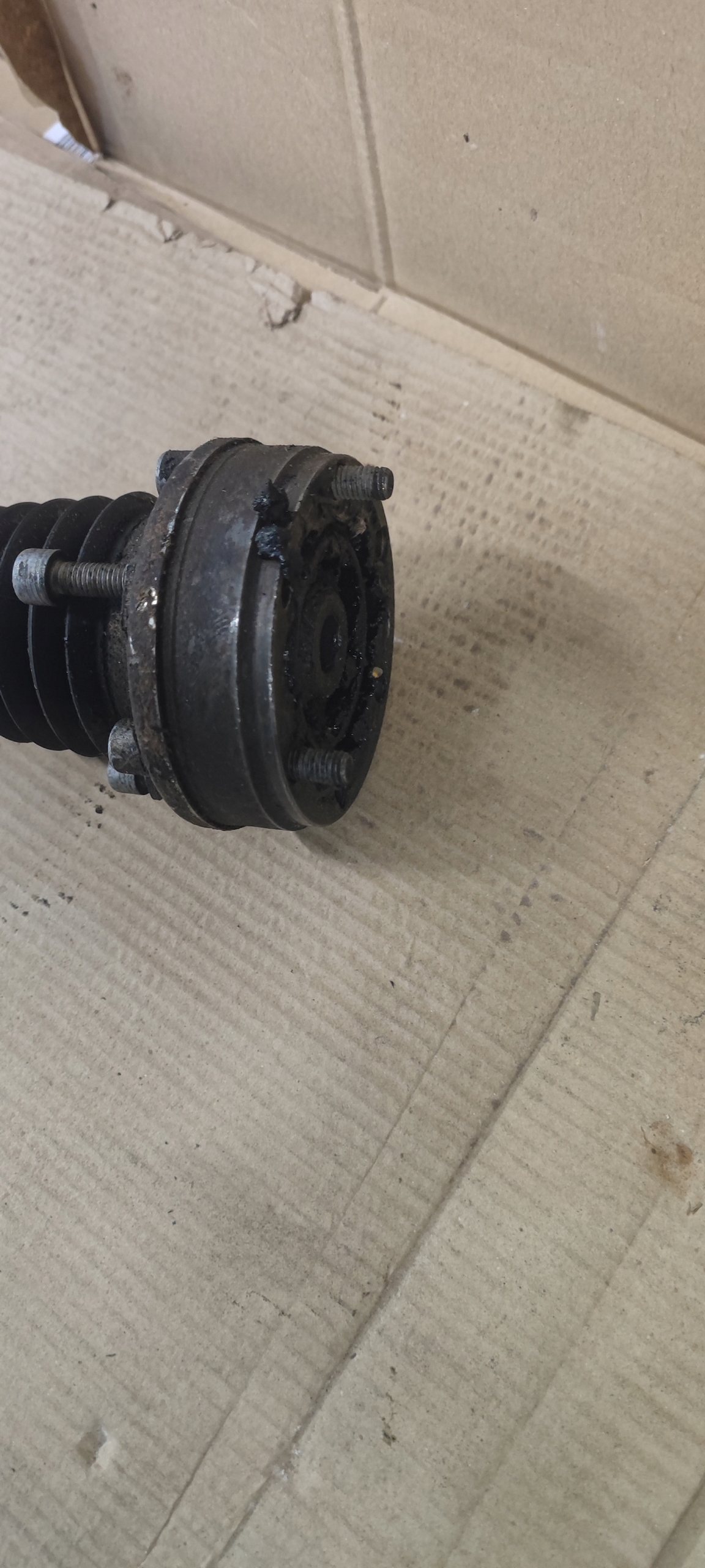 SKODA FABIA II 07-10r. semi-axis semi-axis right 1.2 B