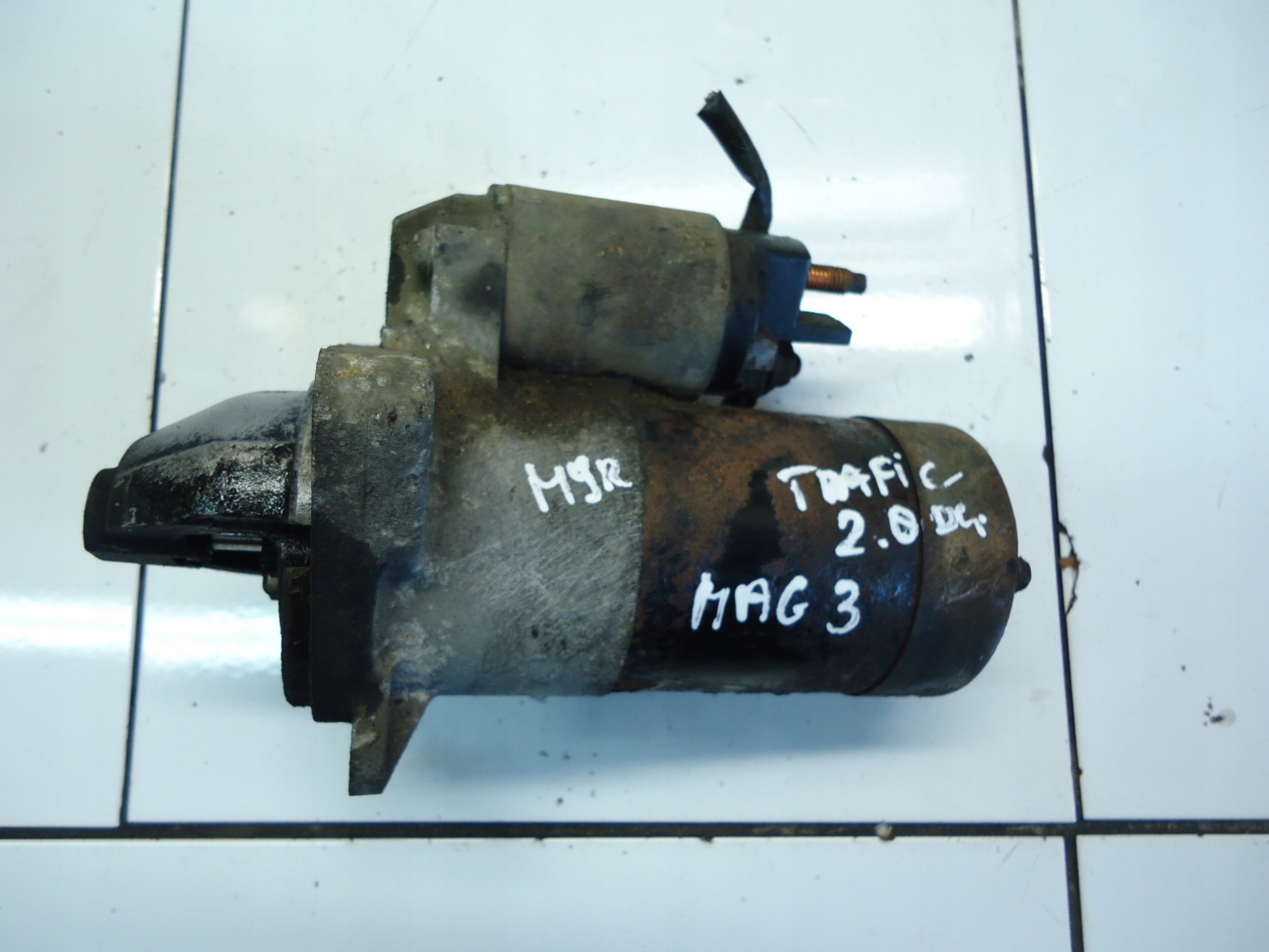 RENAULT TRAFIC II 2.0DCI starter