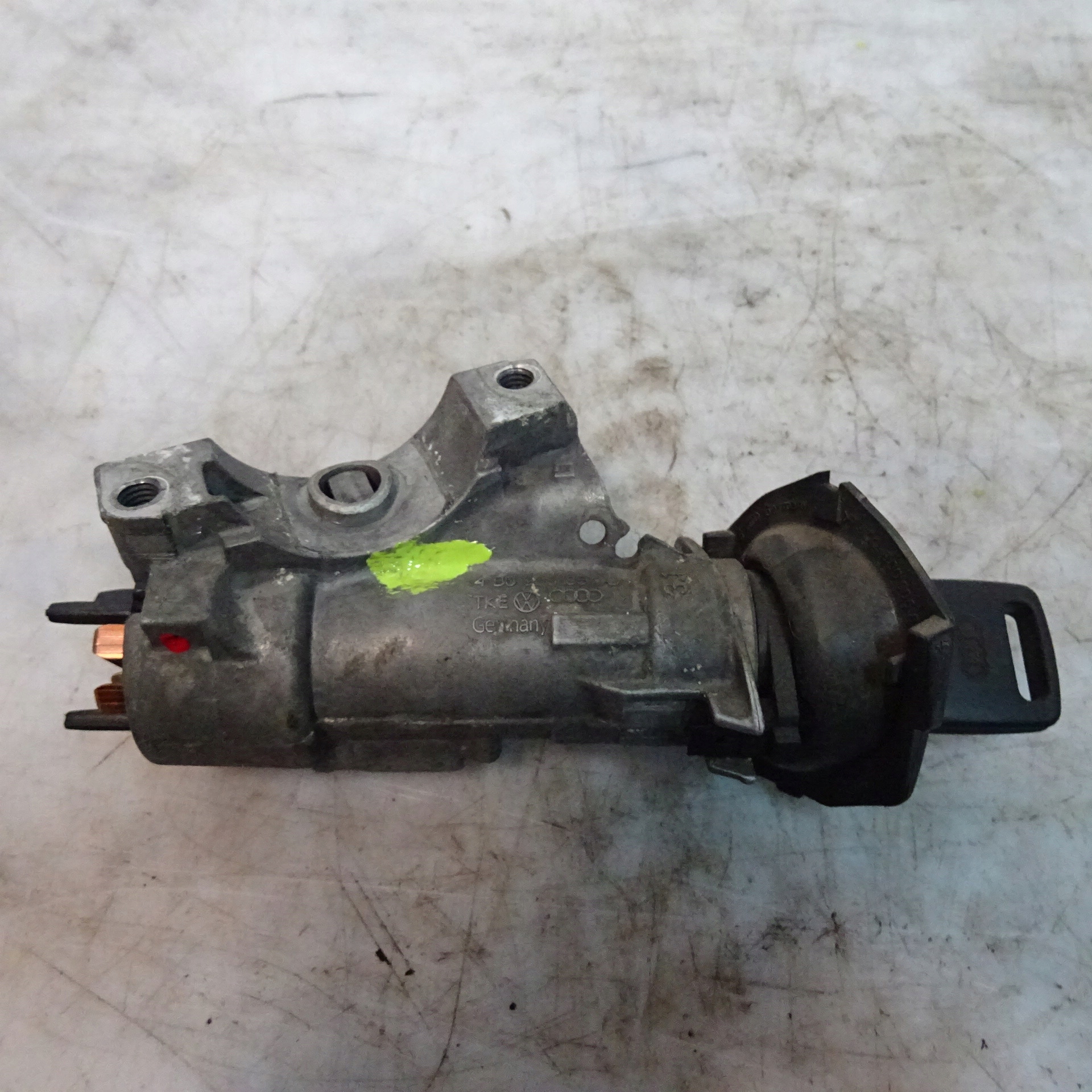 AUDI A6 C5 2.5TDI ignition 4B0905851C