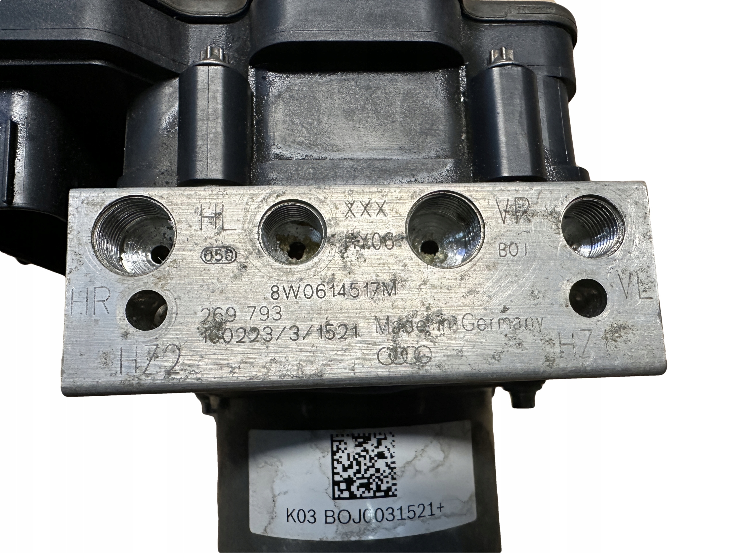 AUDI A4 8W B9 control unit brake booster ABS 8W0907379J