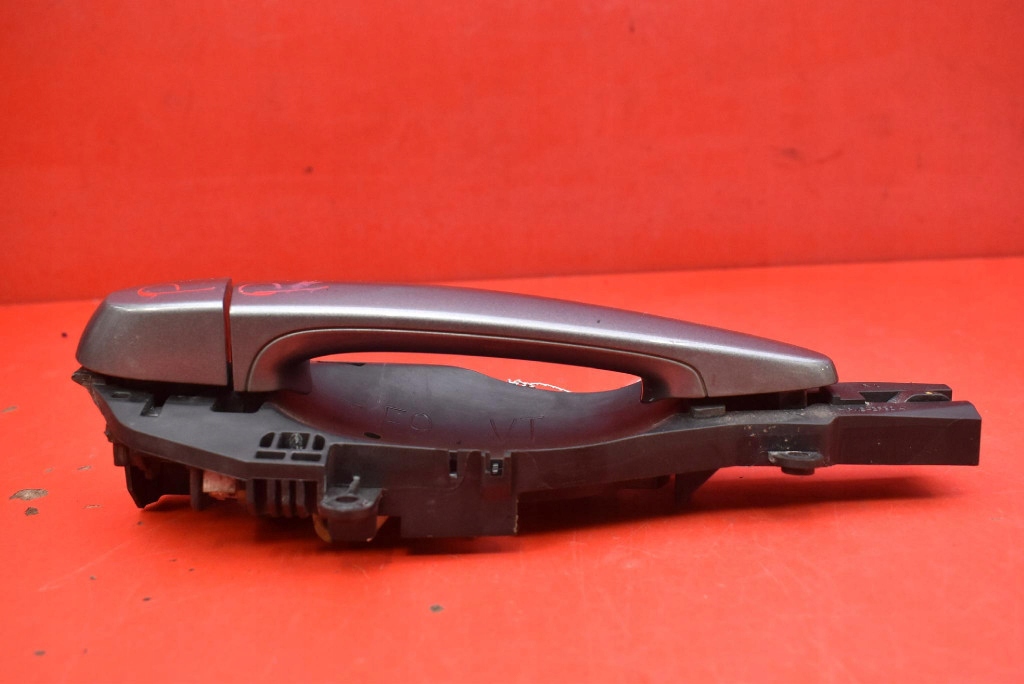 handle right front front A52/7 SPACEGRAU METALLIC BMW E90 E91 LIFT 08-13